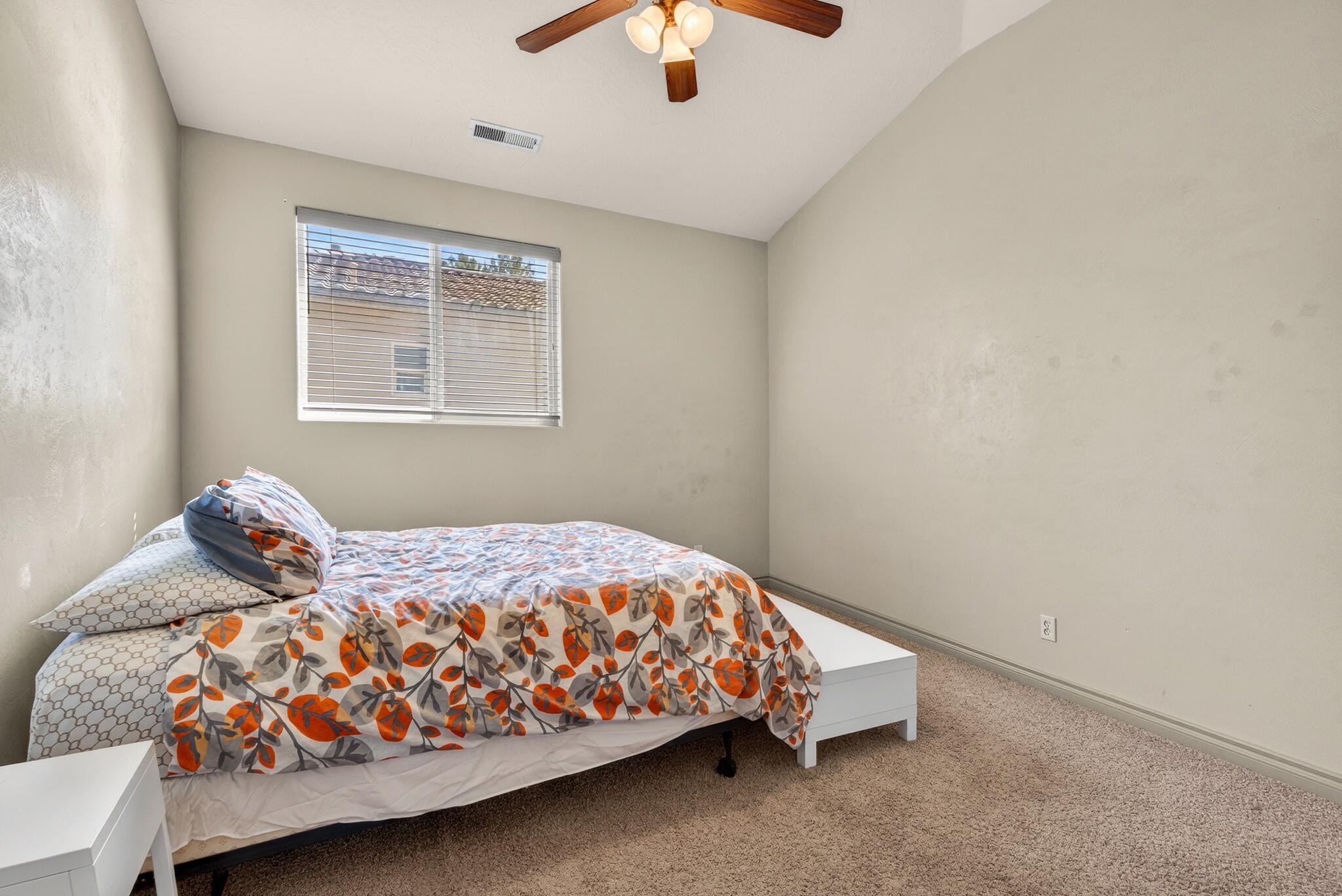 BOULDERS - Residential