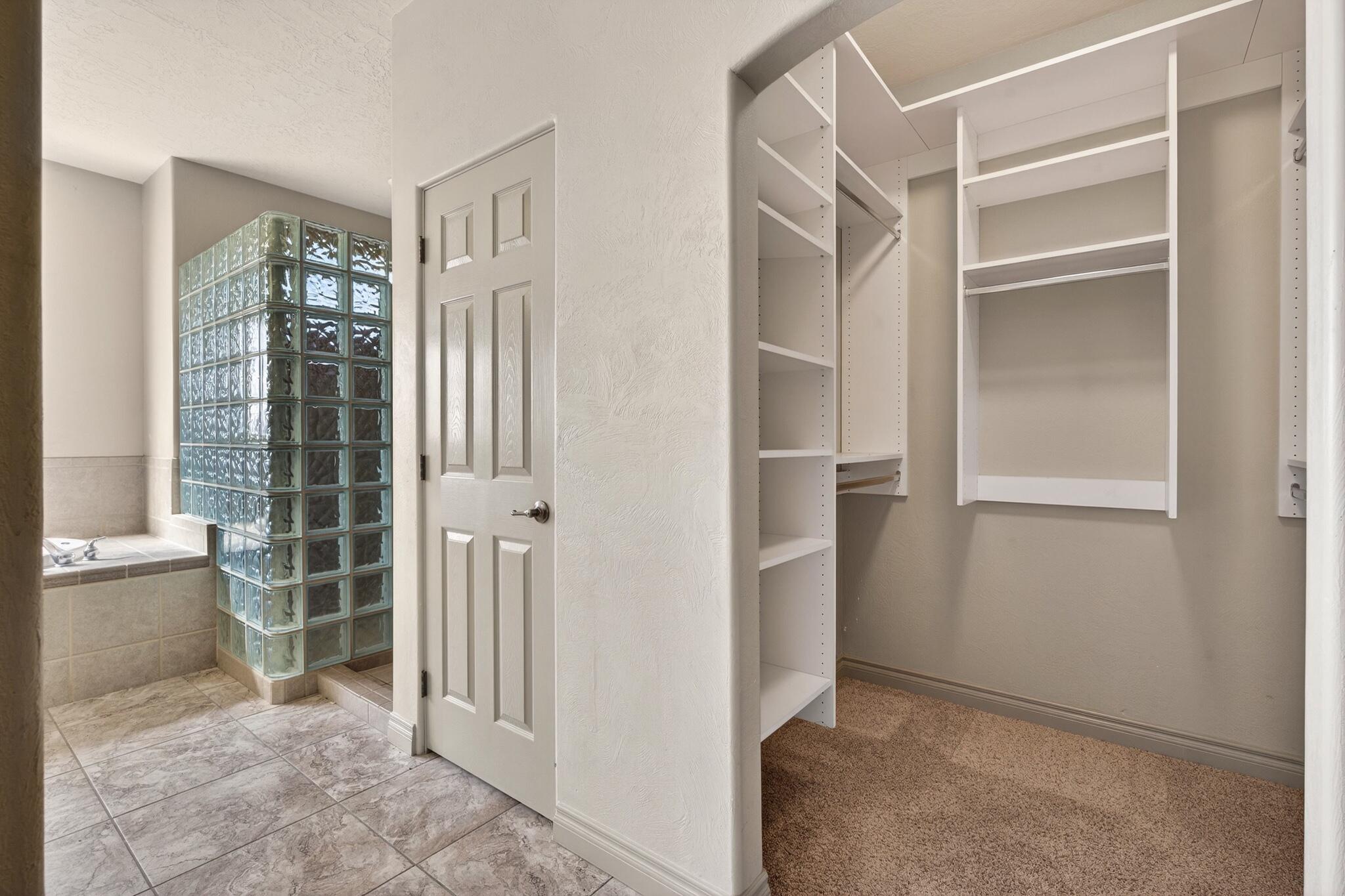 BOULDERS - Residential