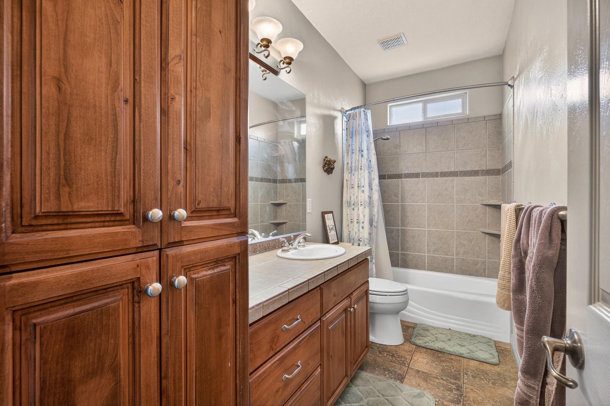 BOULDERS - Residential