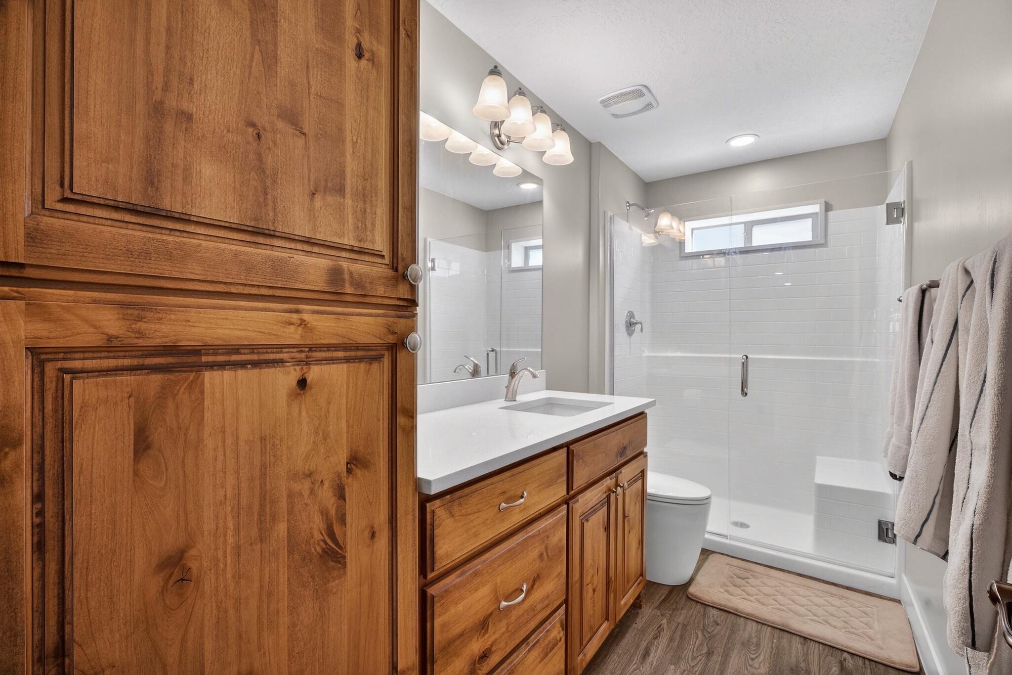 BOULDERS - Residential