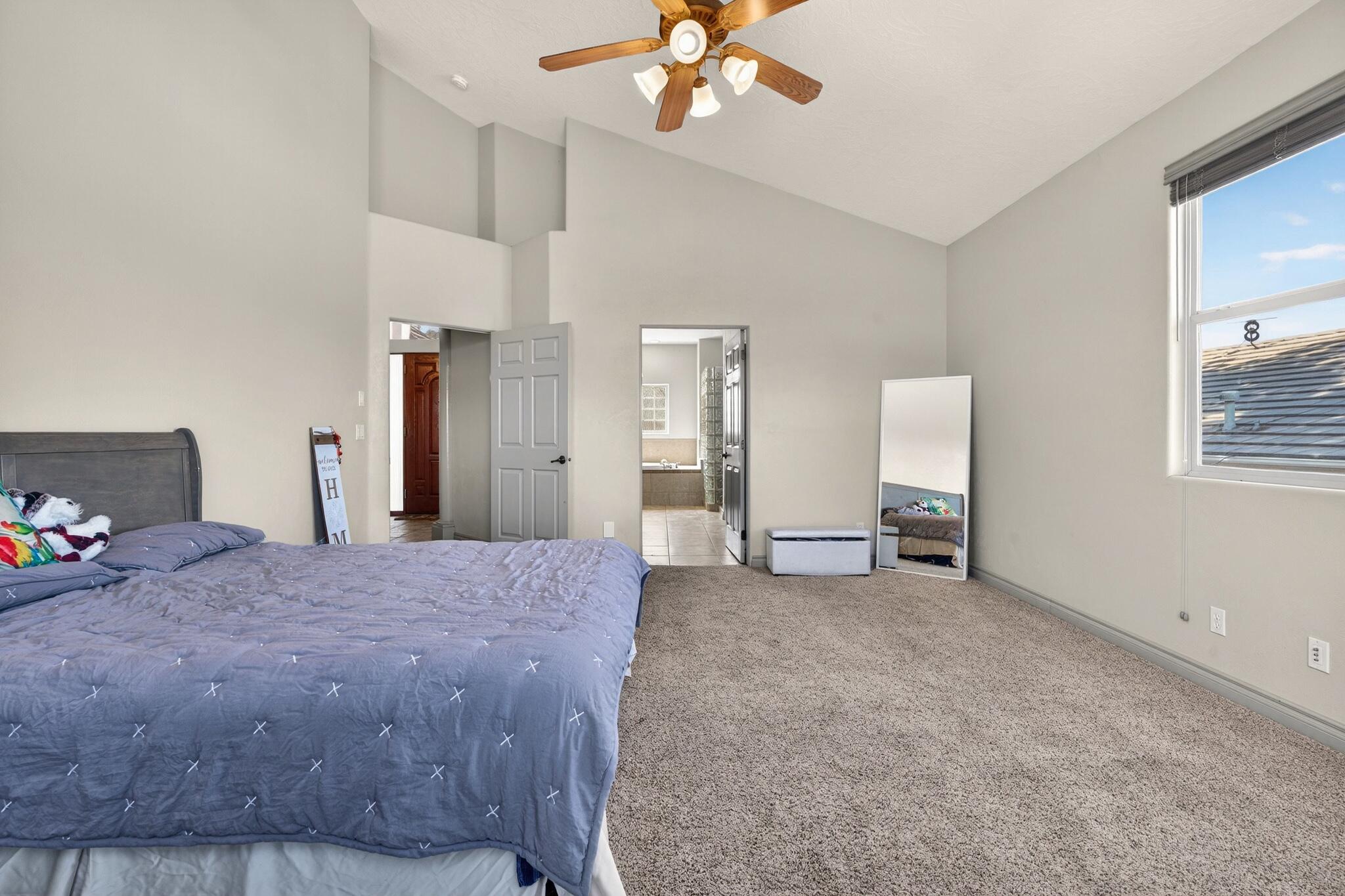 BOULDERS - Residential