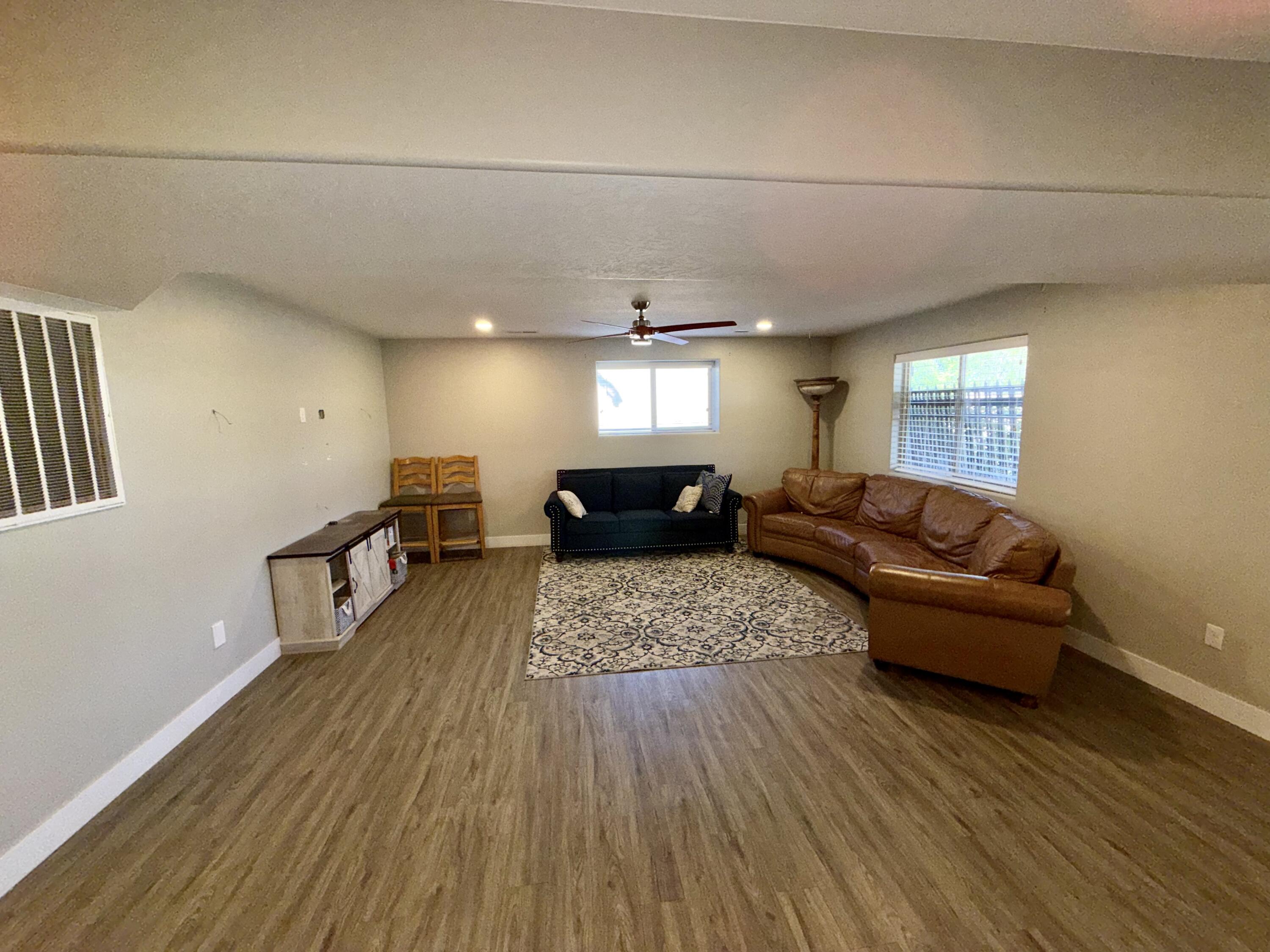 BOULDERS - Residential