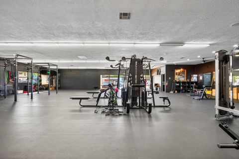 Tiny photo for 75 N 200 W, Hurricane, UT 84737 (MLS # 26-271901)