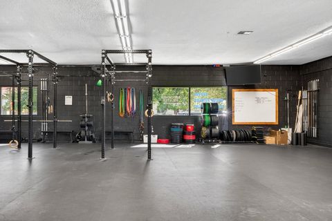 Tiny photo for 75 N 200 W, Hurricane, UT 84737 (MLS # 26-271901)