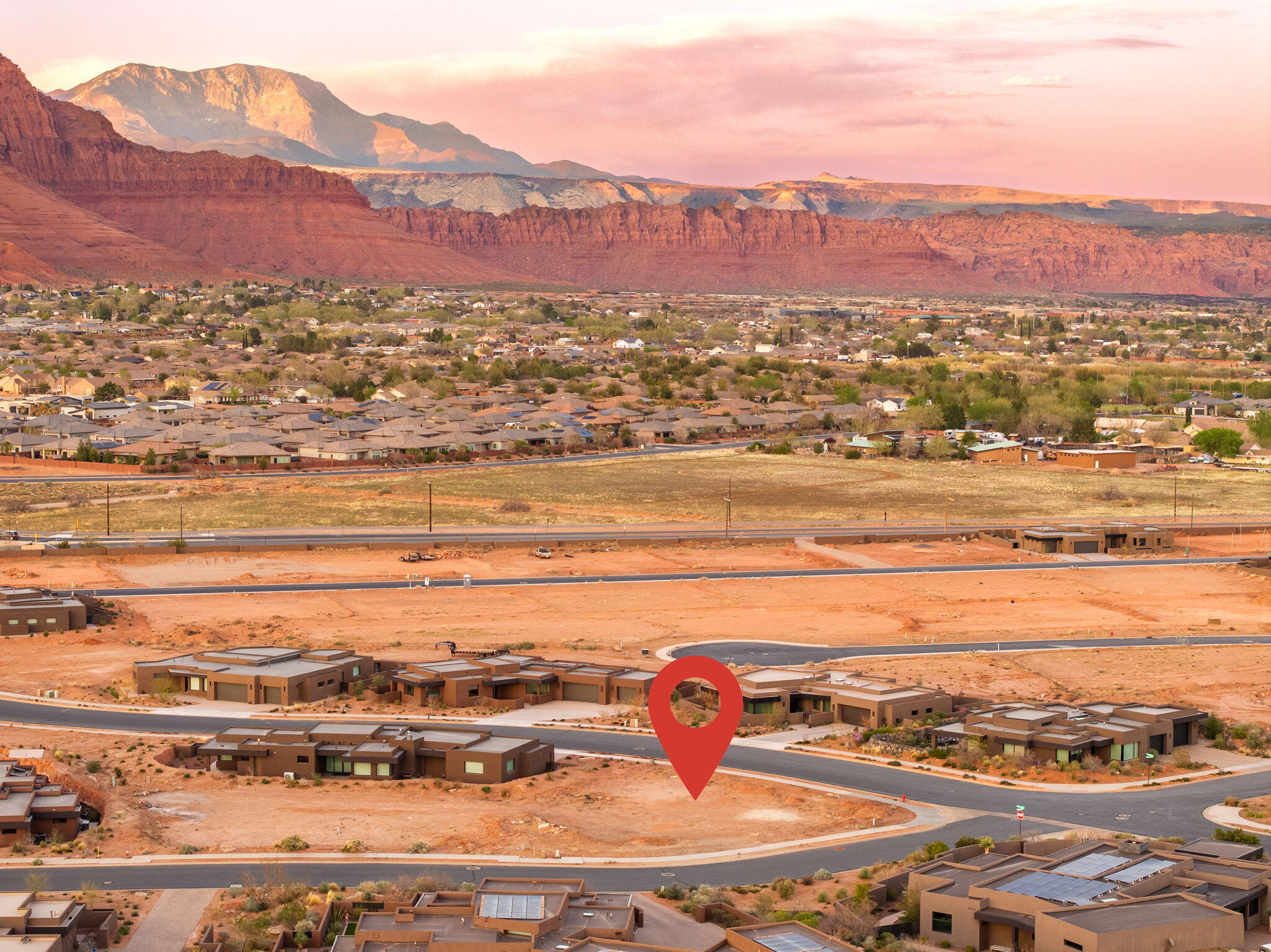 INDIGO TRAILS - Land