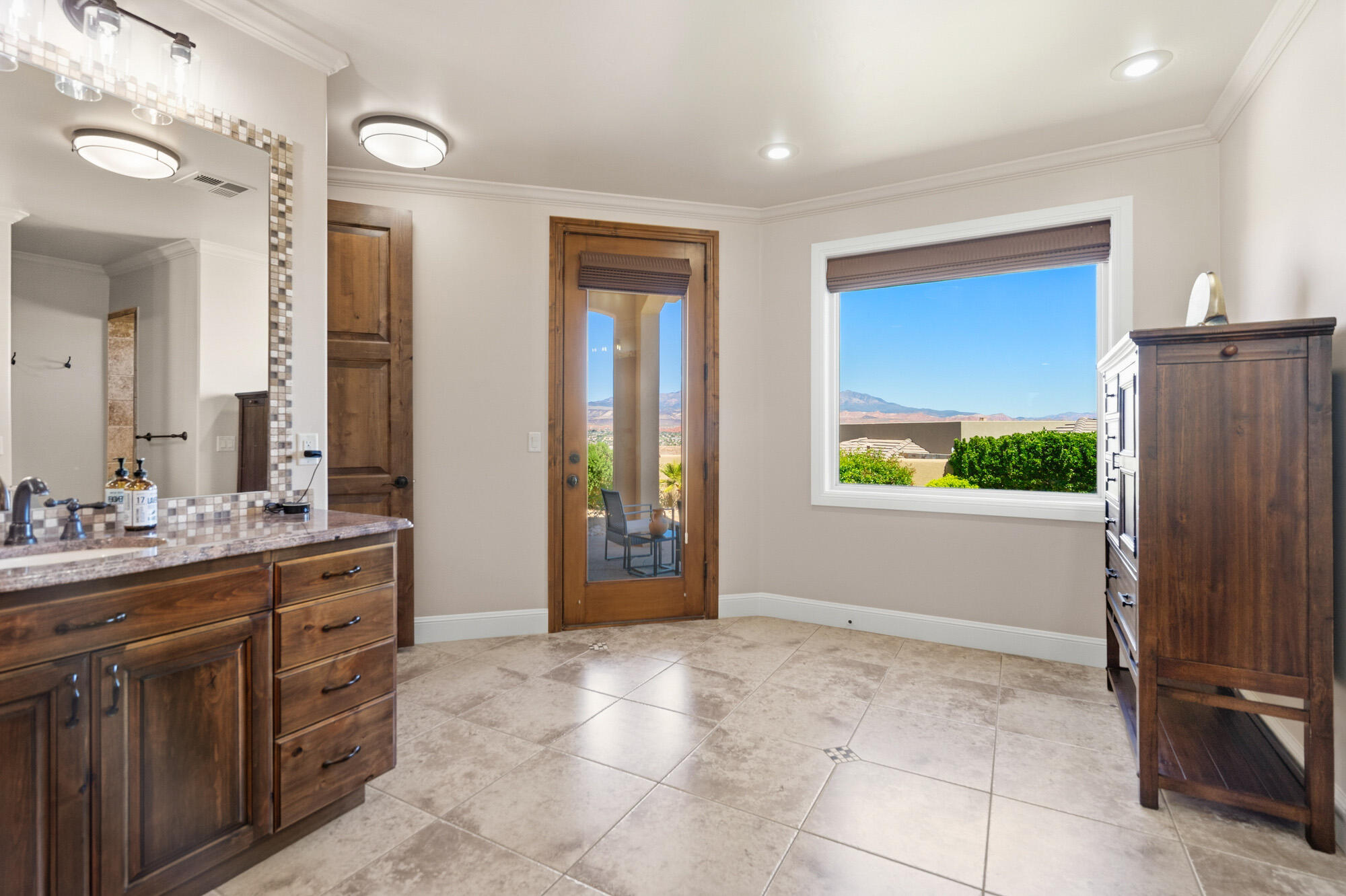 STONE CLIFF - Residential