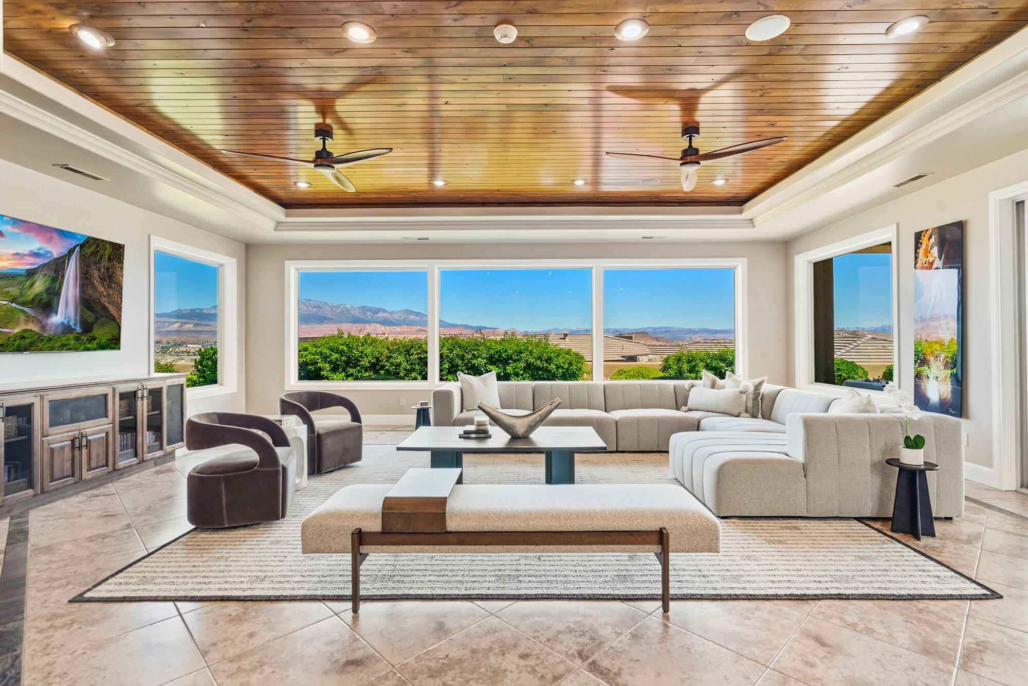 STONE CLIFF - Residential