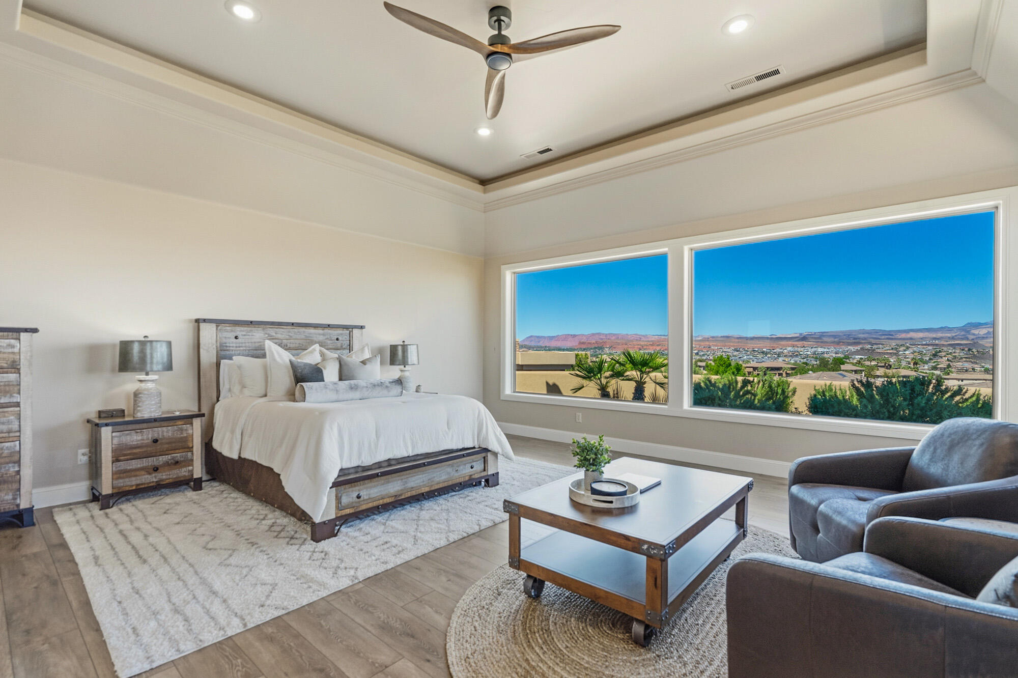 STONE CLIFF - Residential