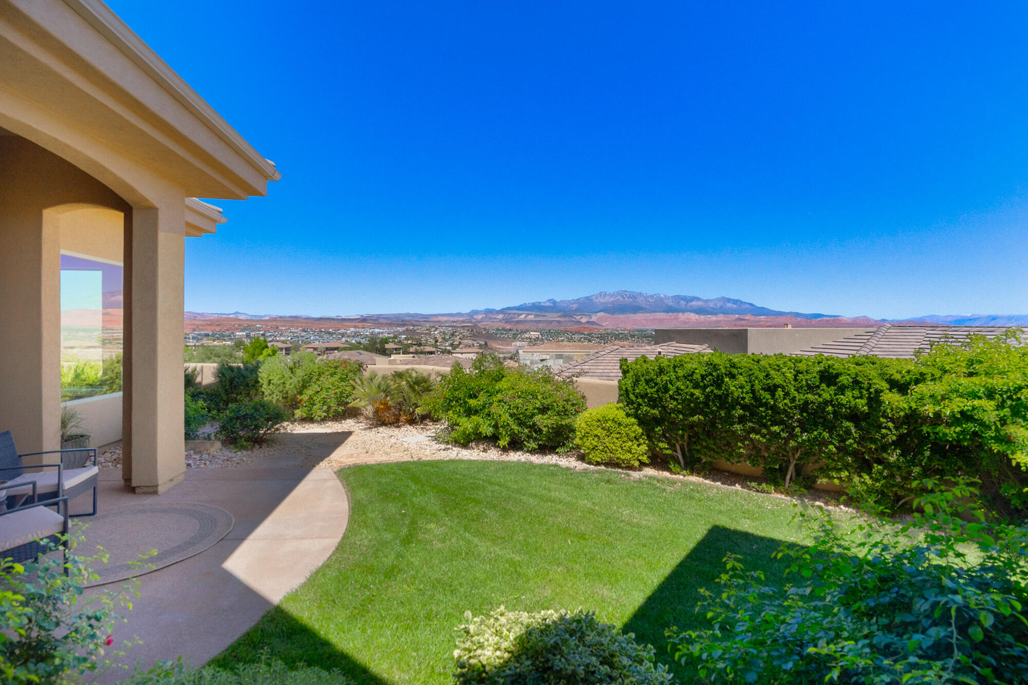 STONE CLIFF - Residential
