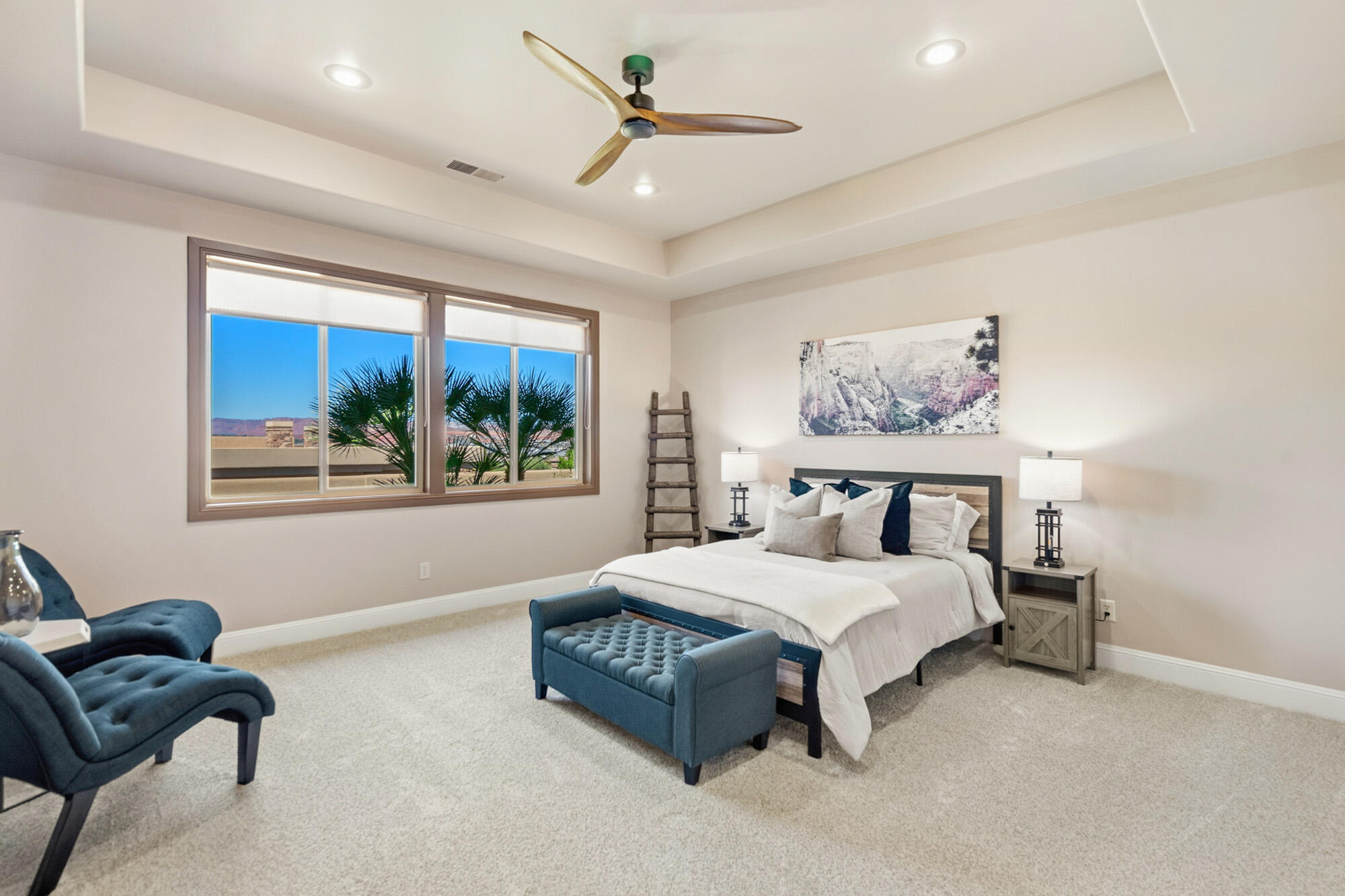 STONE CLIFF - Residential