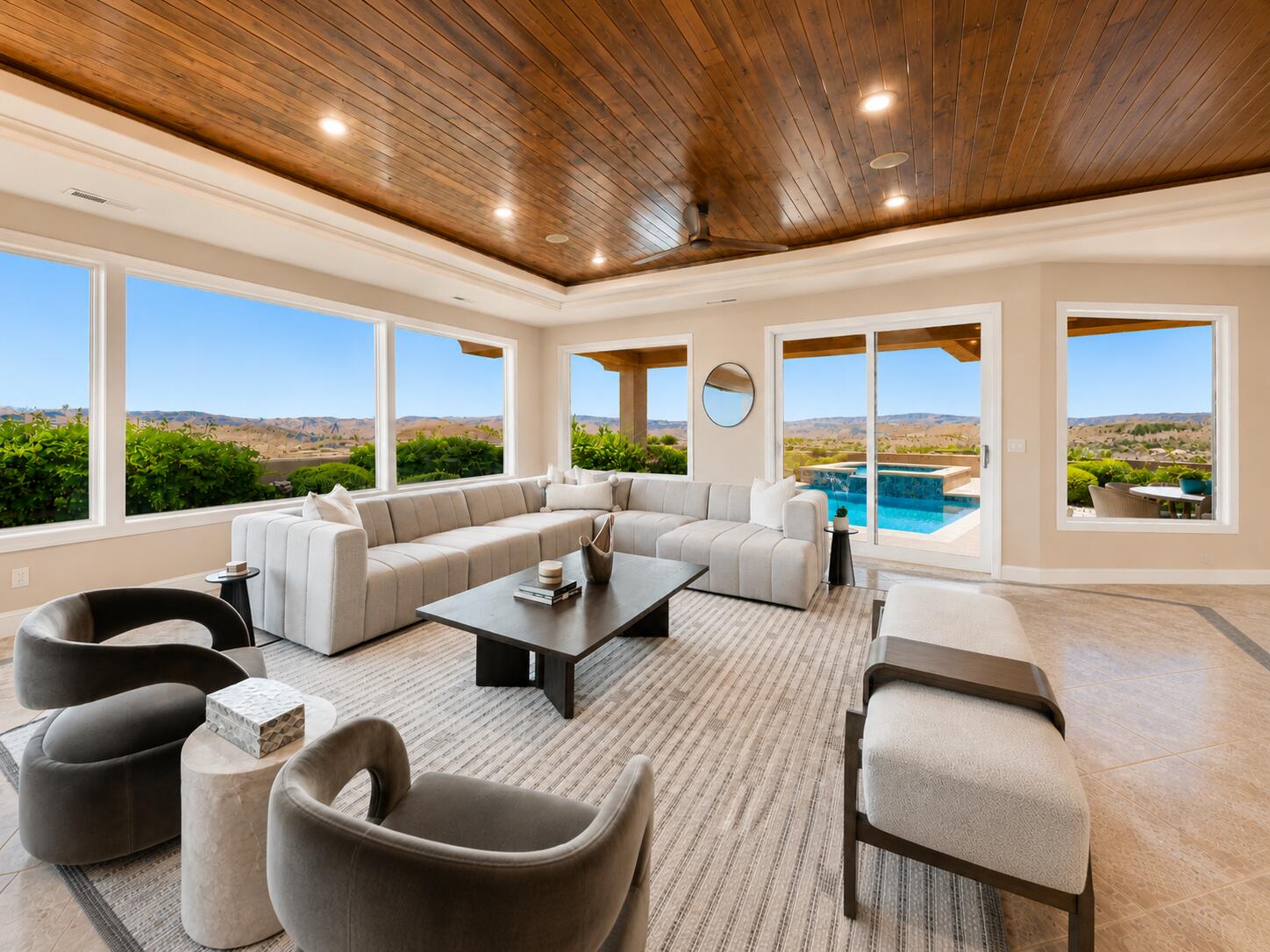 STONE CLIFF - Residential