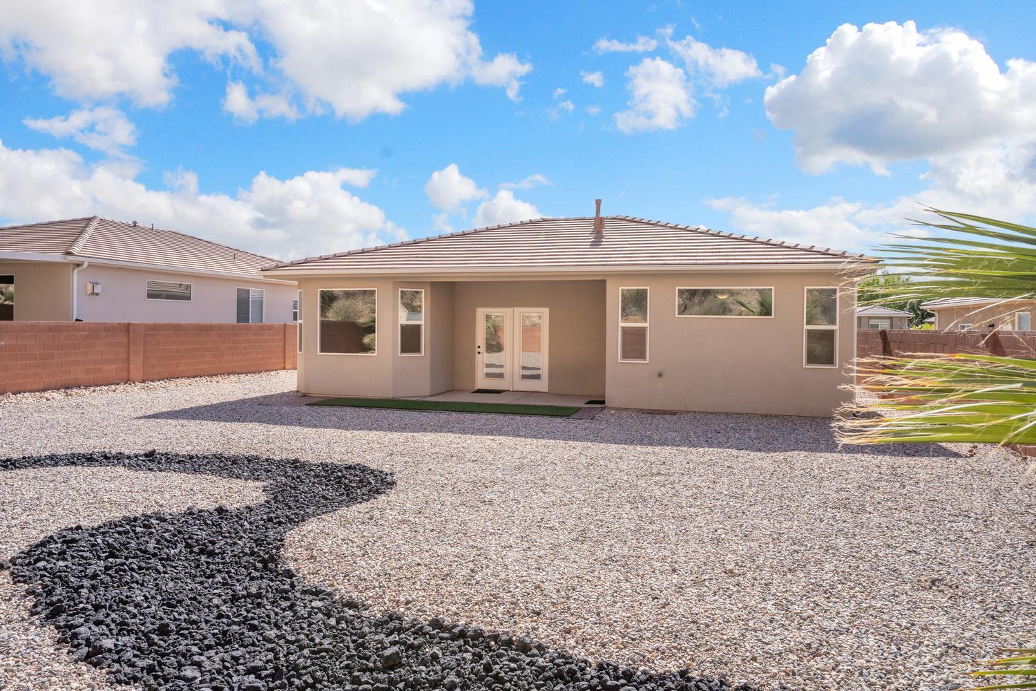 FROG HOLLOW - Residential