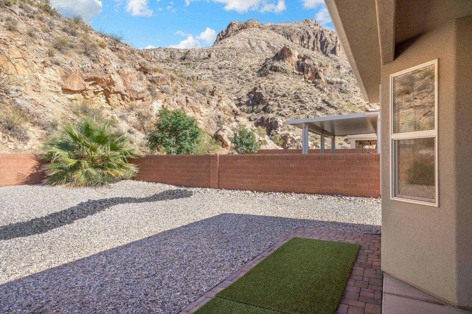 FROG HOLLOW - Residential