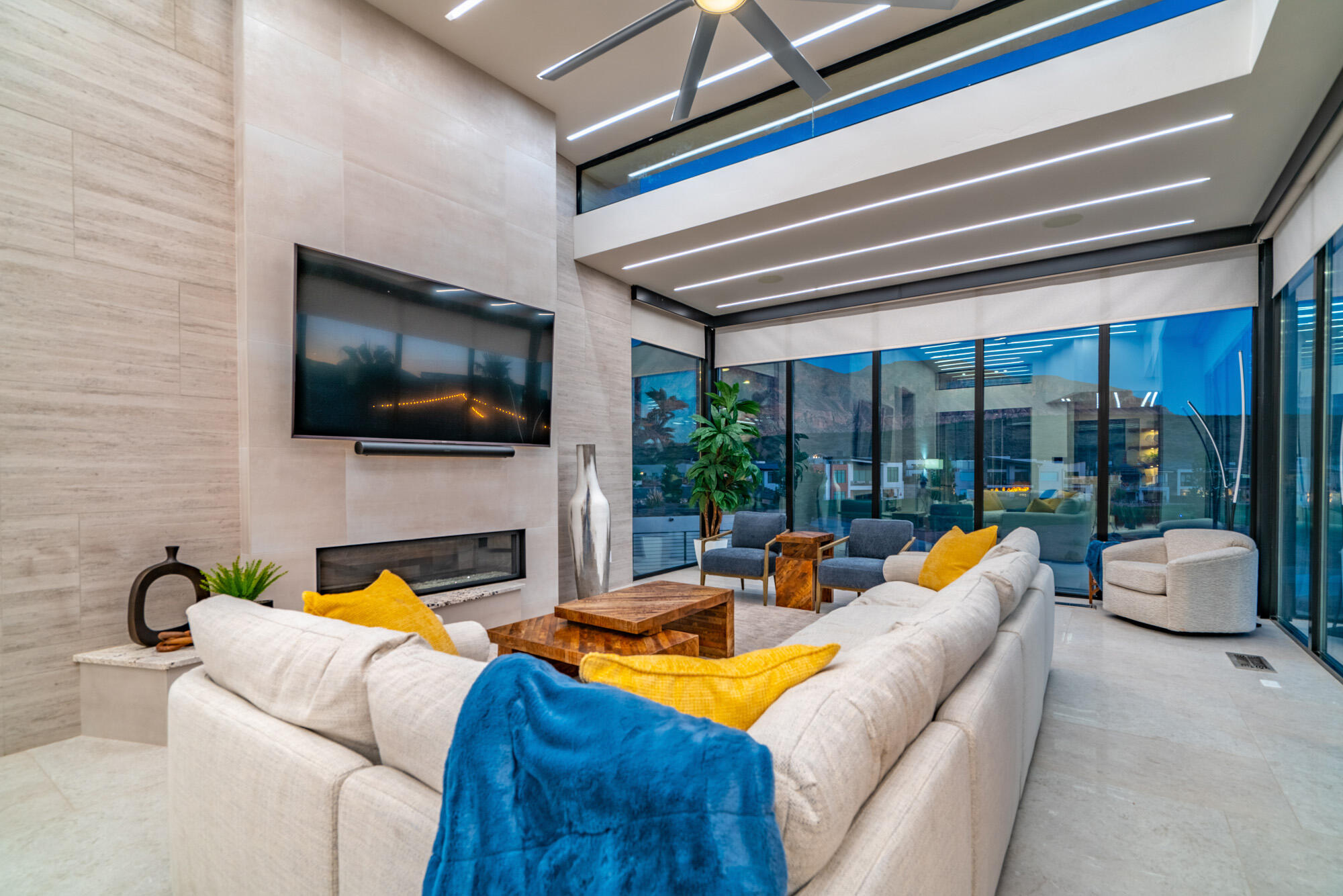 CLIFF VIEW EST AT COPPER ROCK - Residential