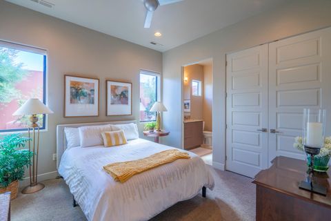 Tiny photo for 2331 W Entrada Trail #59, Saint George, UT 84770 (MLS # 25-265883)