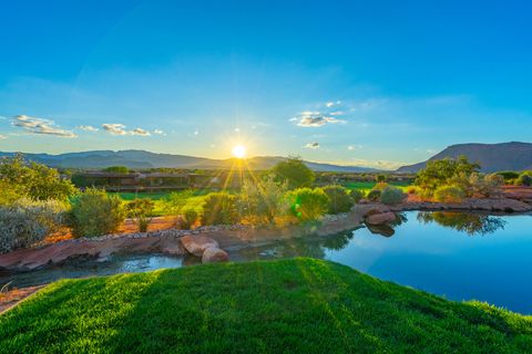 Tiny photo for 2331 W Entrada Trail #59, Saint George, UT 84770 (MLS # 25-265883)