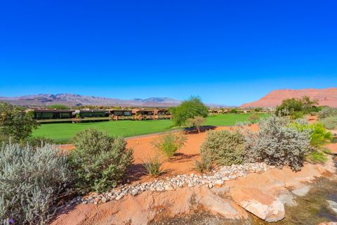 Tiny photo for 2331 W Entrada Trail #59, Saint George, UT 84770 (MLS # 25-265883)