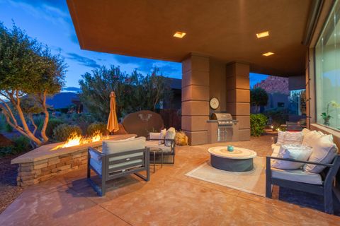 Tiny photo for 2331 W Entrada Trail #59, Saint George, UT 84770 (MLS # 25-265883)