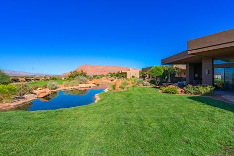 Tiny photo for 2331 W Entrada Trail #59, Saint George, UT 84770 (MLS # 25-265883)
