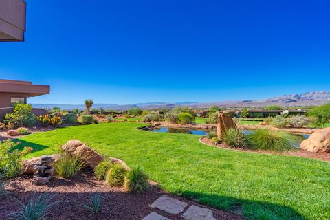 Tiny photo for 2331 W Entrada Trail #59, Saint George, UT 84770 (MLS # 25-265883)