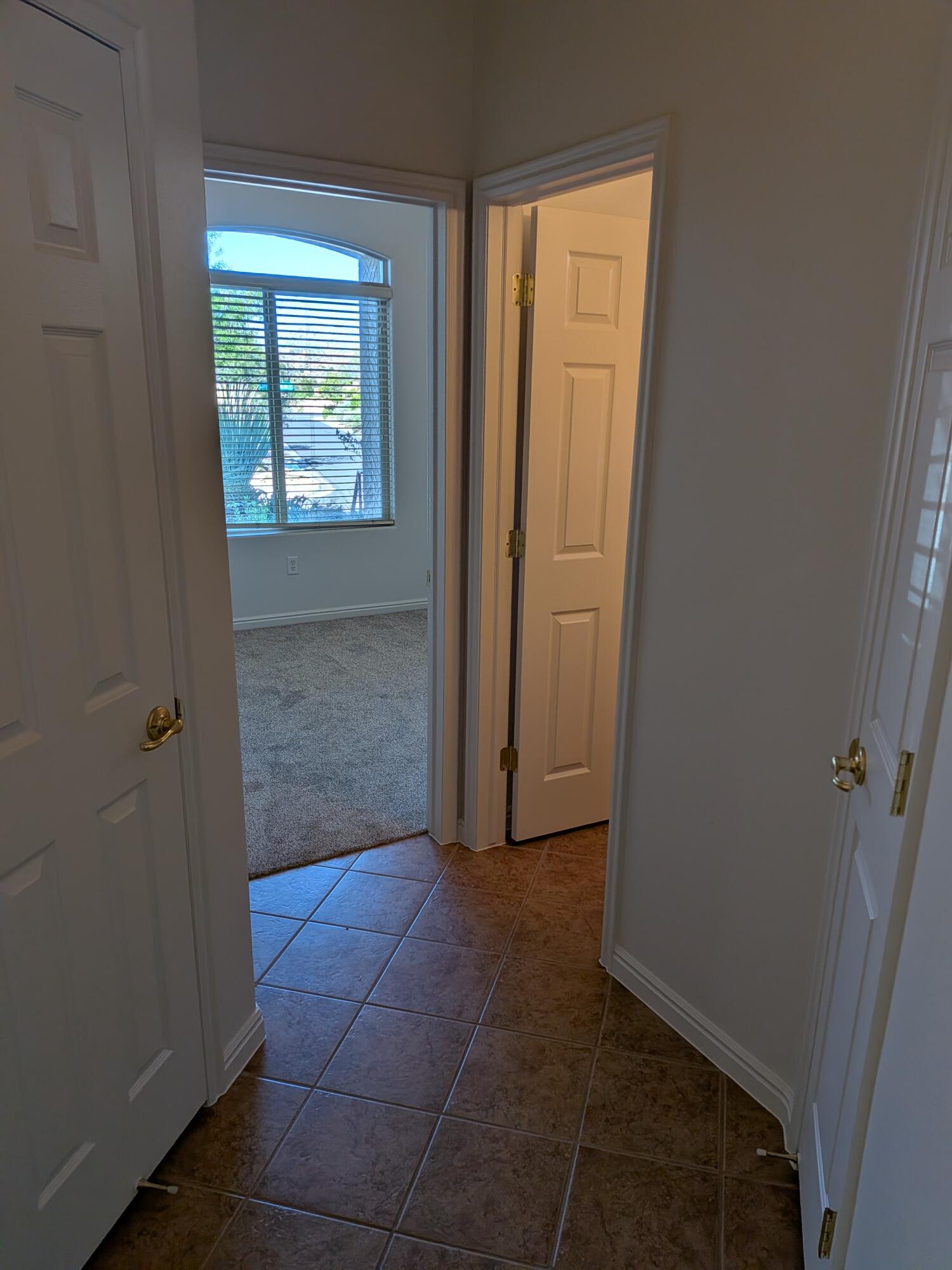 CORAL CANYON - Residential