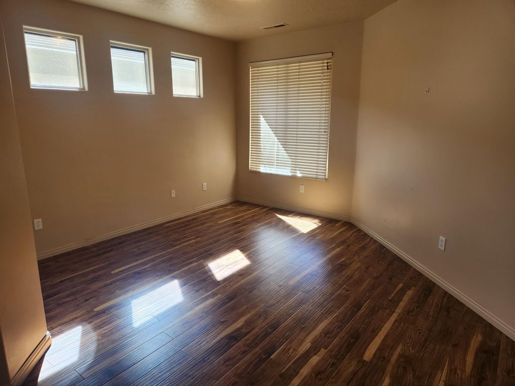Photo of 2166 N Canyon Greens DR, Washington, UT 84780 (MLS # 26-269978)