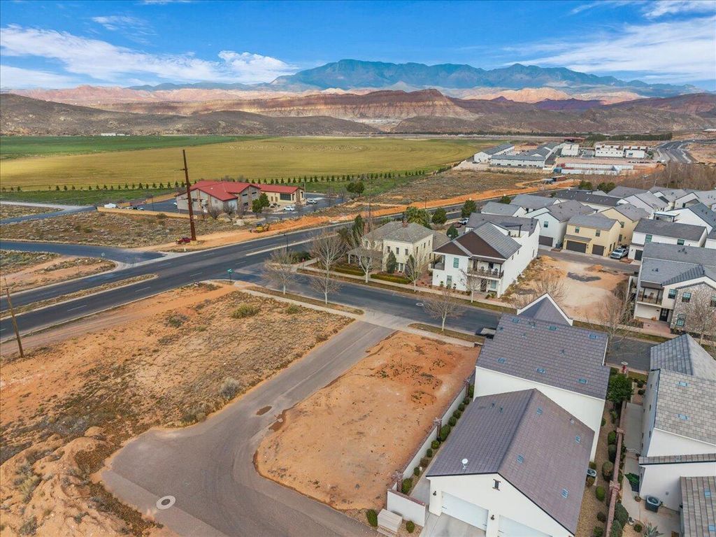 Photo of 4351 Canterberry RD, Hurricane, UT 84737 (MLS # 26-271461)