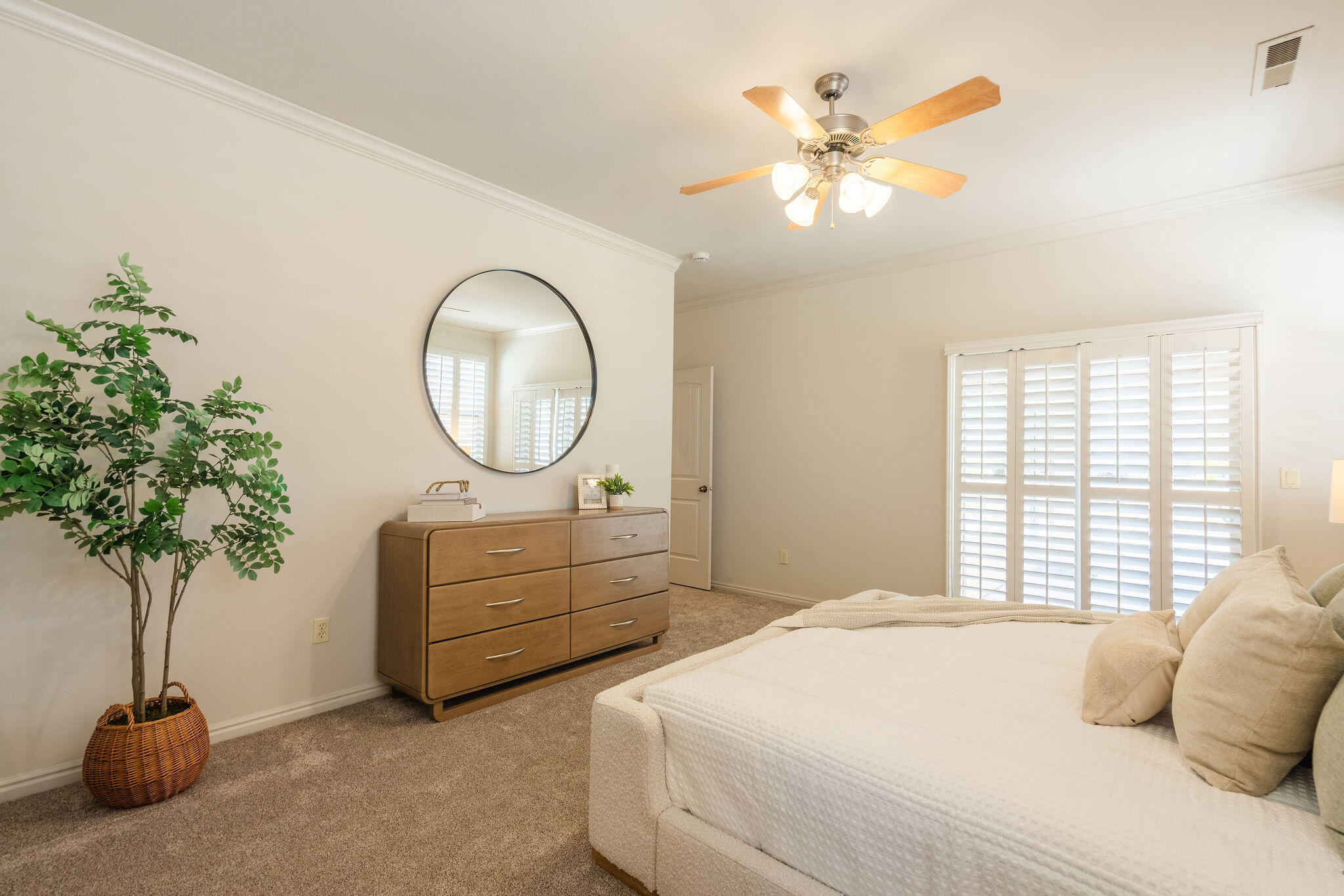 BLOOMINGTON HILLS - Residential