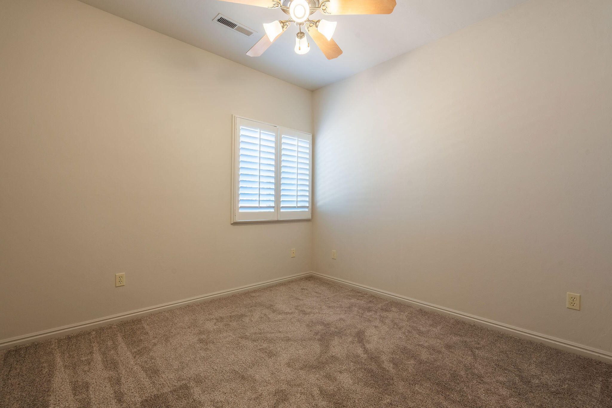 BLOOMINGTON HILLS - Residential