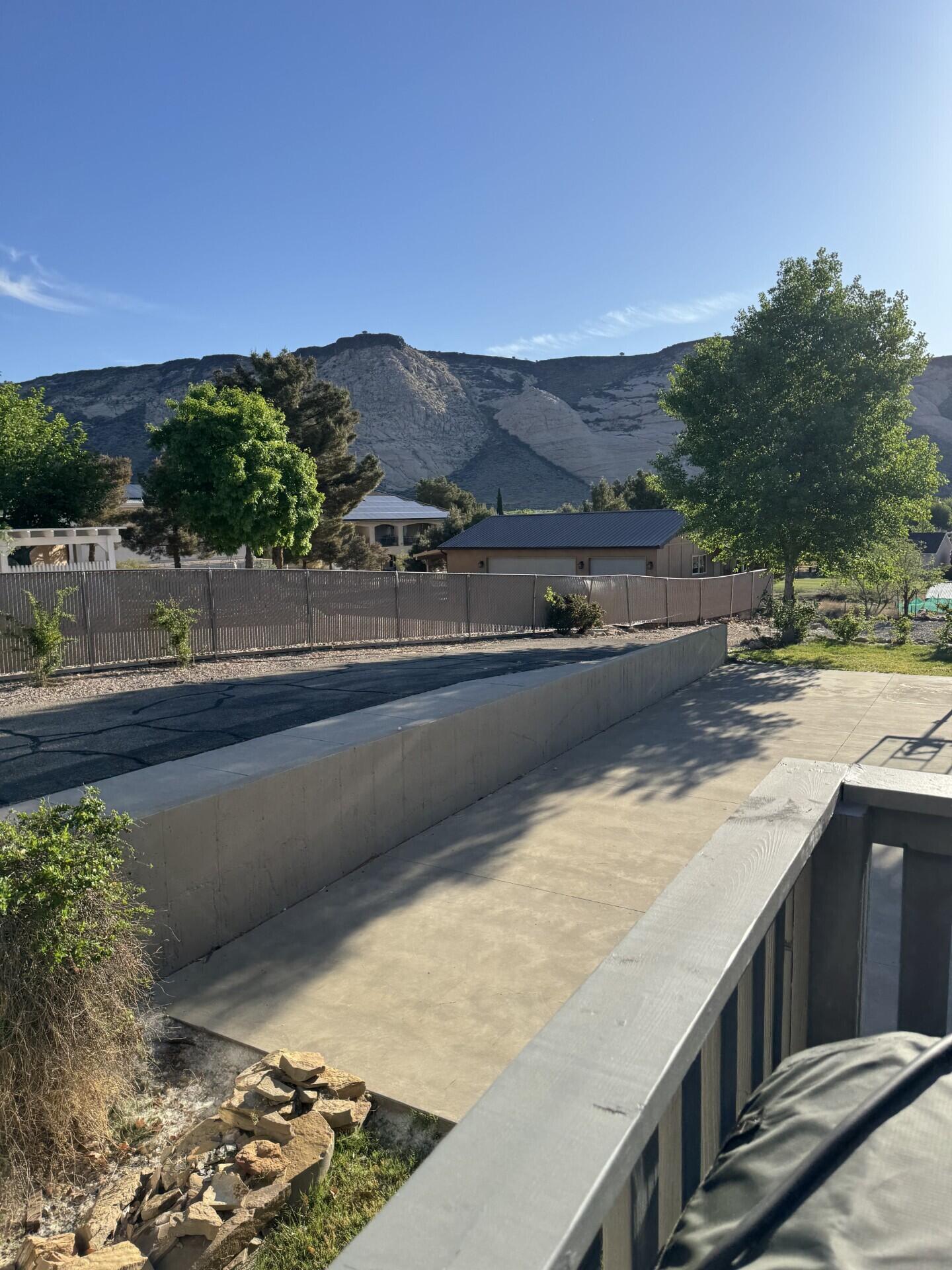 WINCHESTER HILLS - Residential