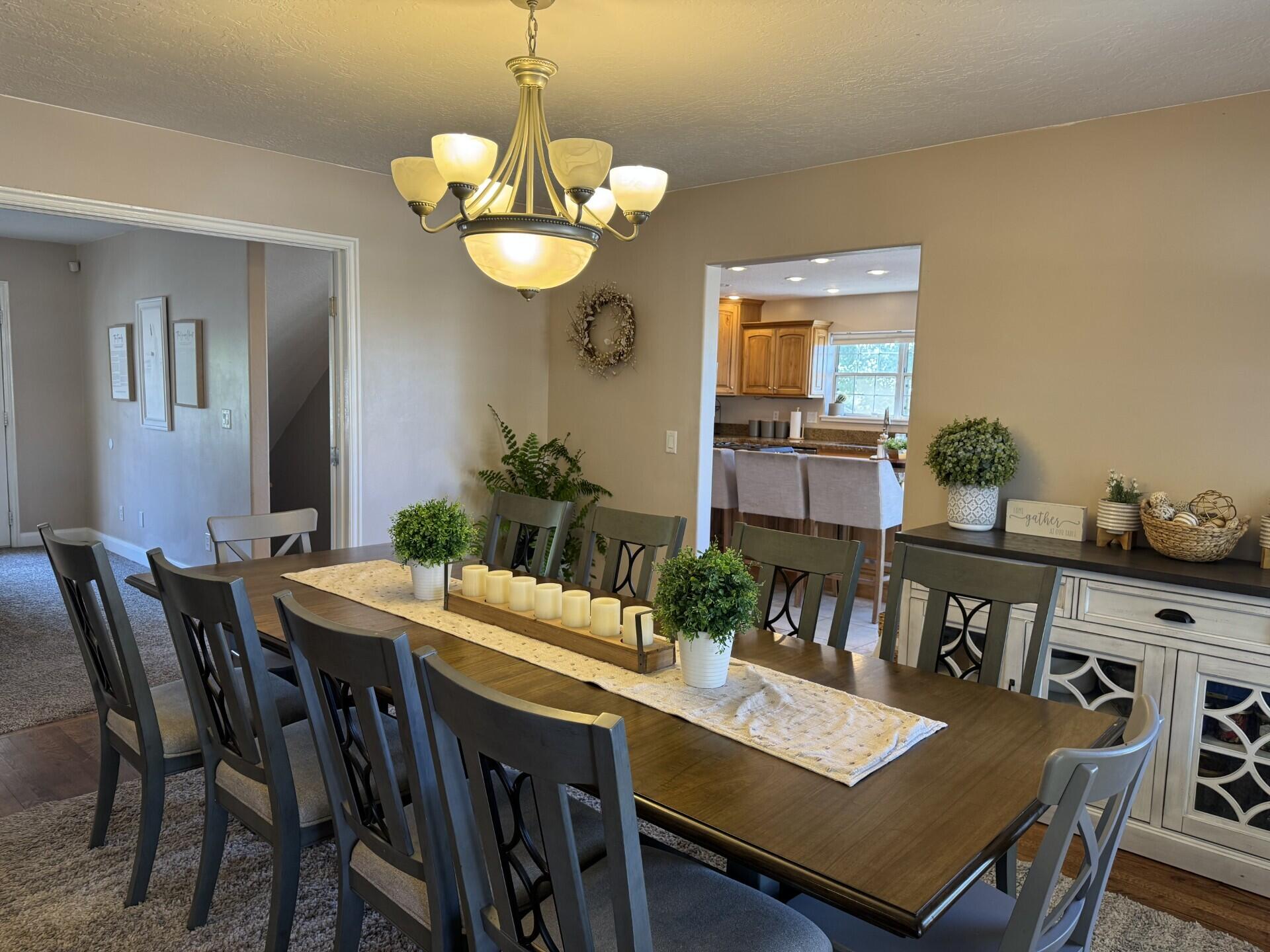 WINCHESTER HILLS - Residential