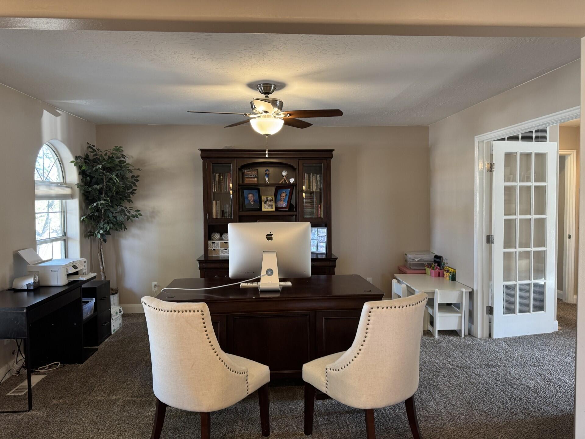 WINCHESTER HILLS - Residential