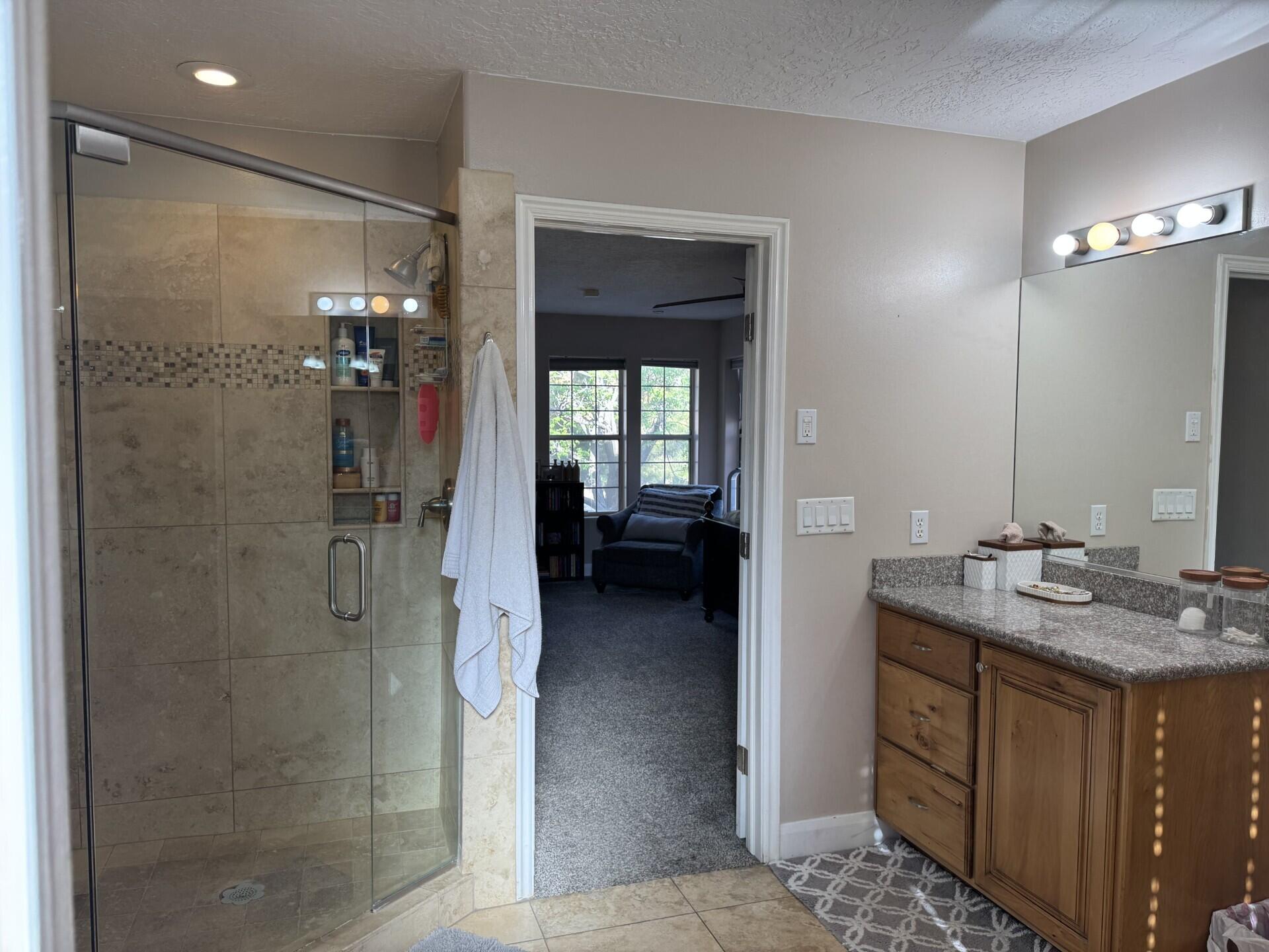 WINCHESTER HILLS - Residential