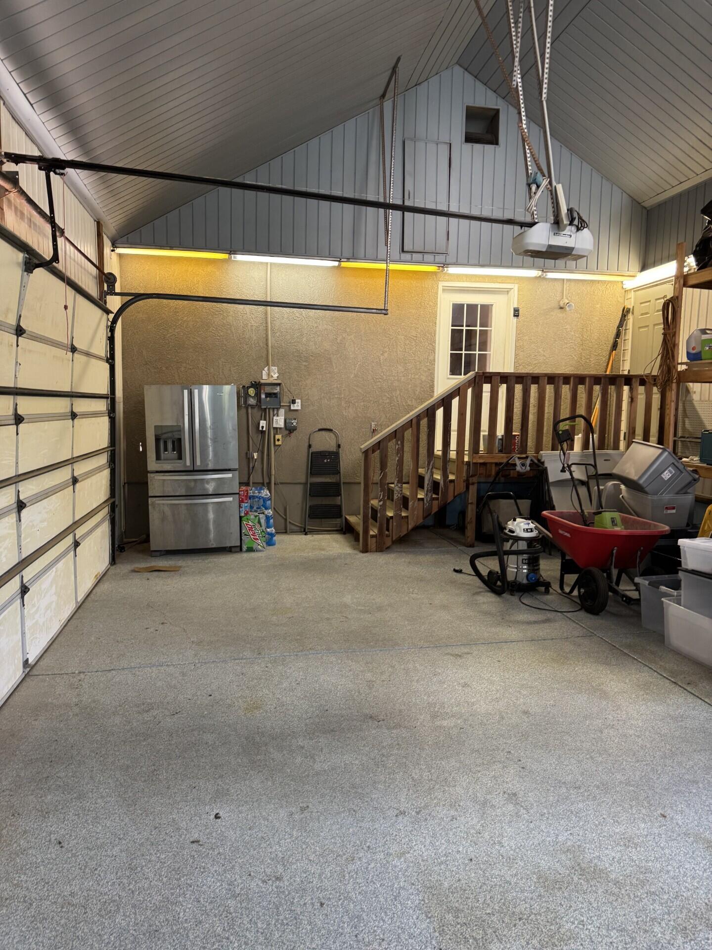 WINCHESTER HILLS - Residential