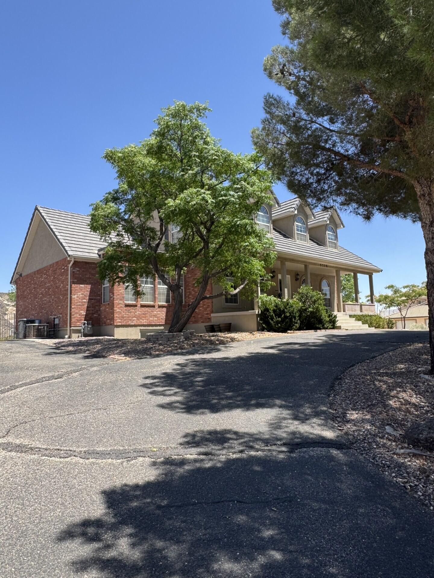 WINCHESTER HILLS - Residential