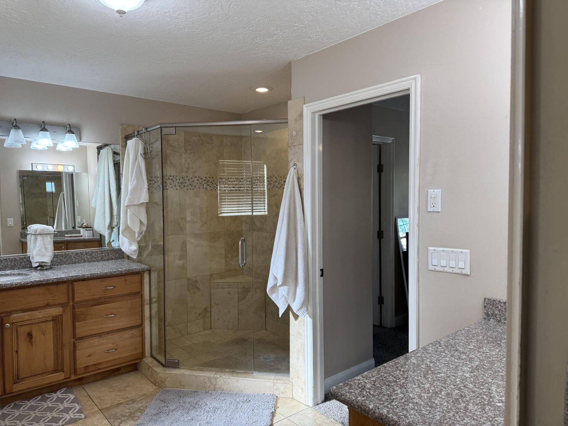 WINCHESTER HILLS - Residential