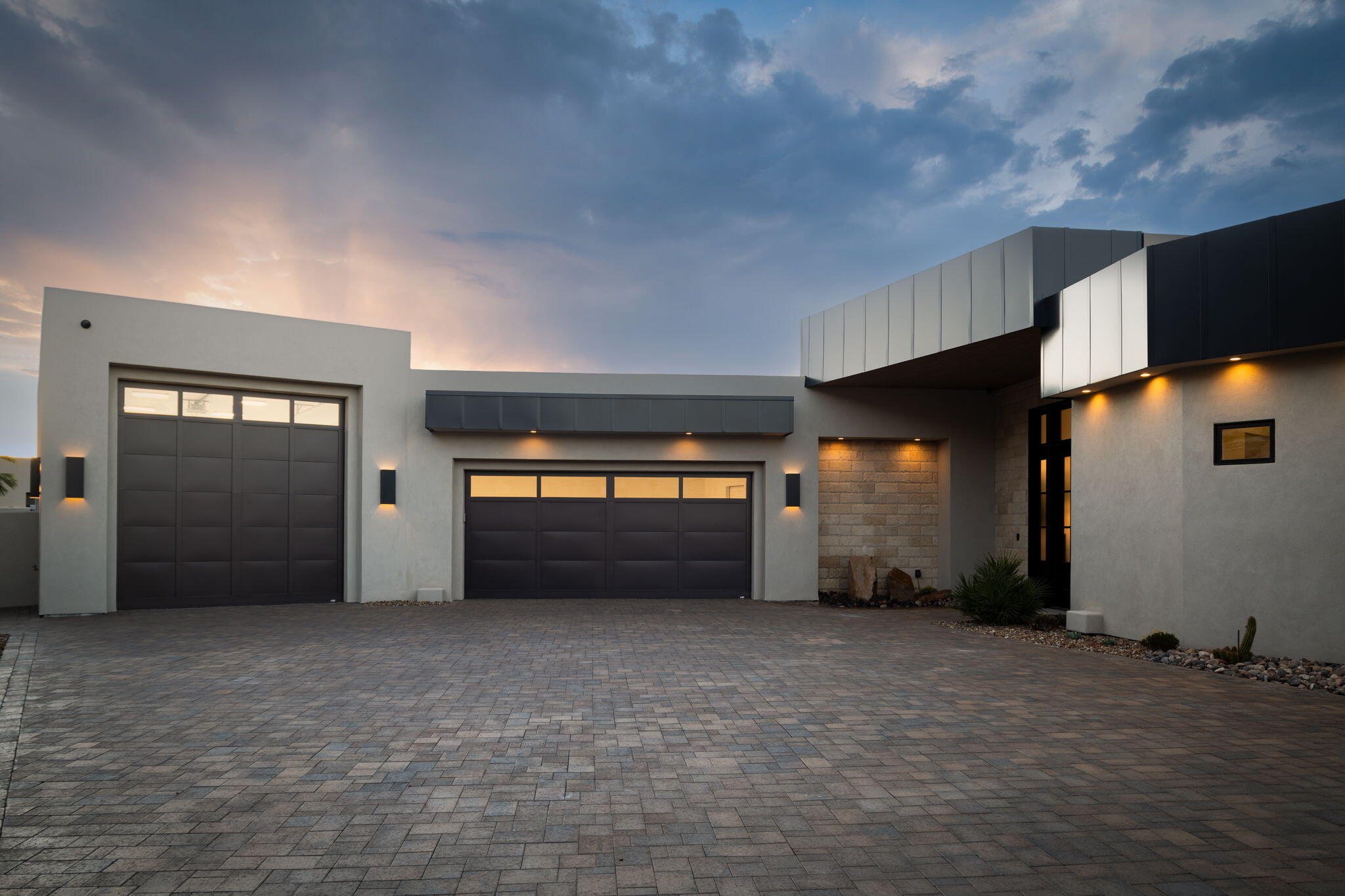 STONE CLIFF - Residential