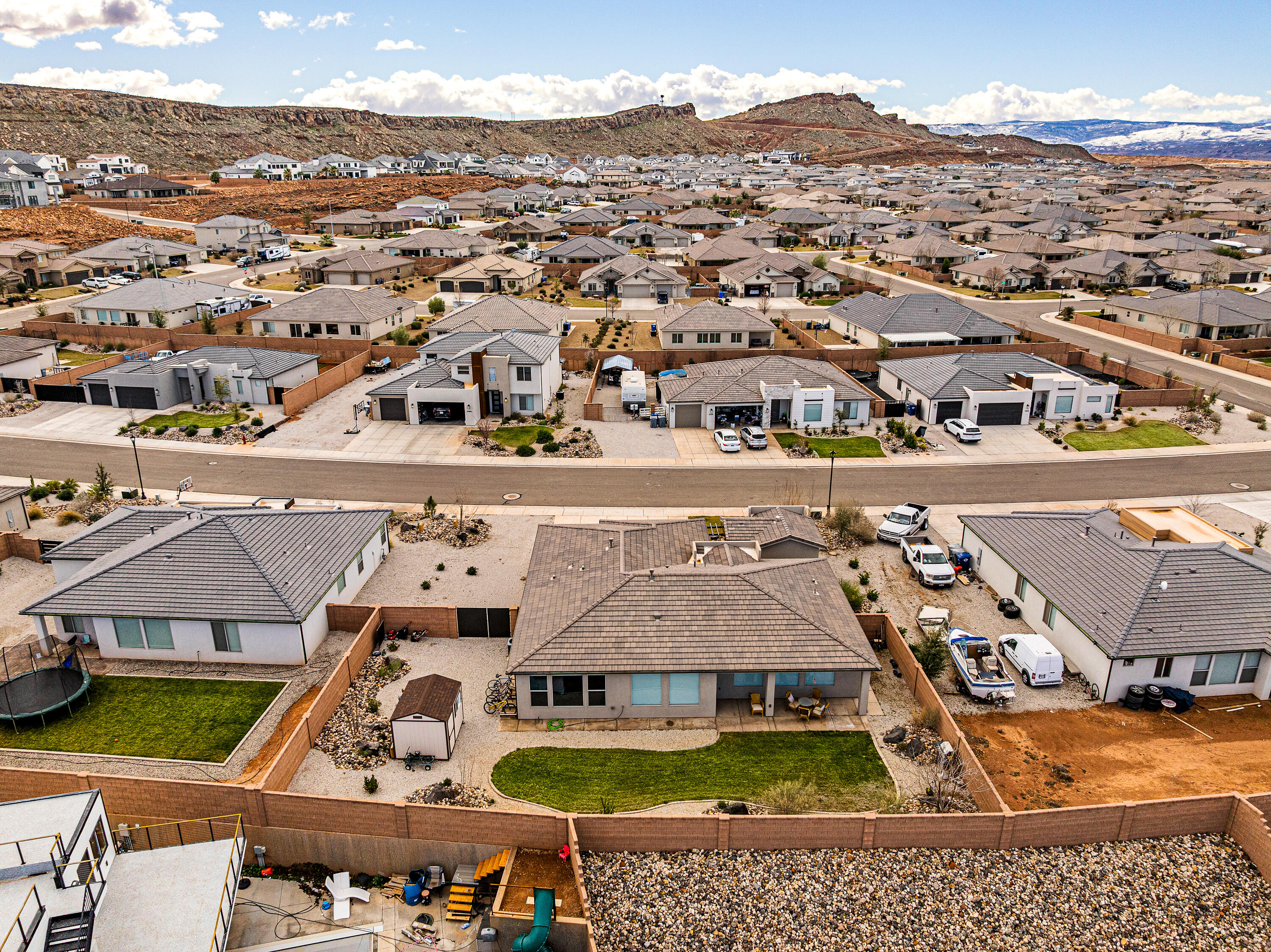 ROSEWOOD ESTES - Residential