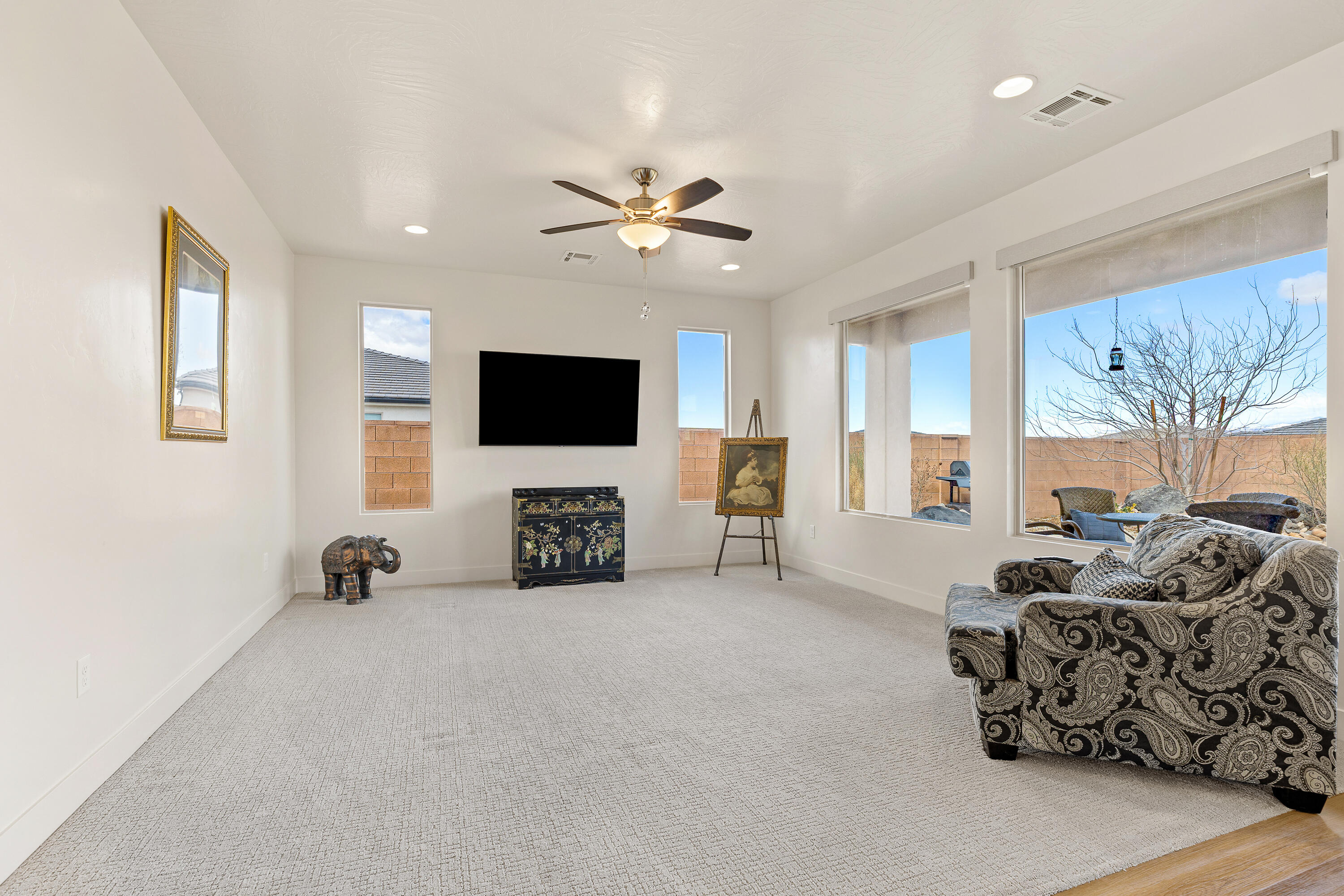 ROSEWOOD ESTES - Residential