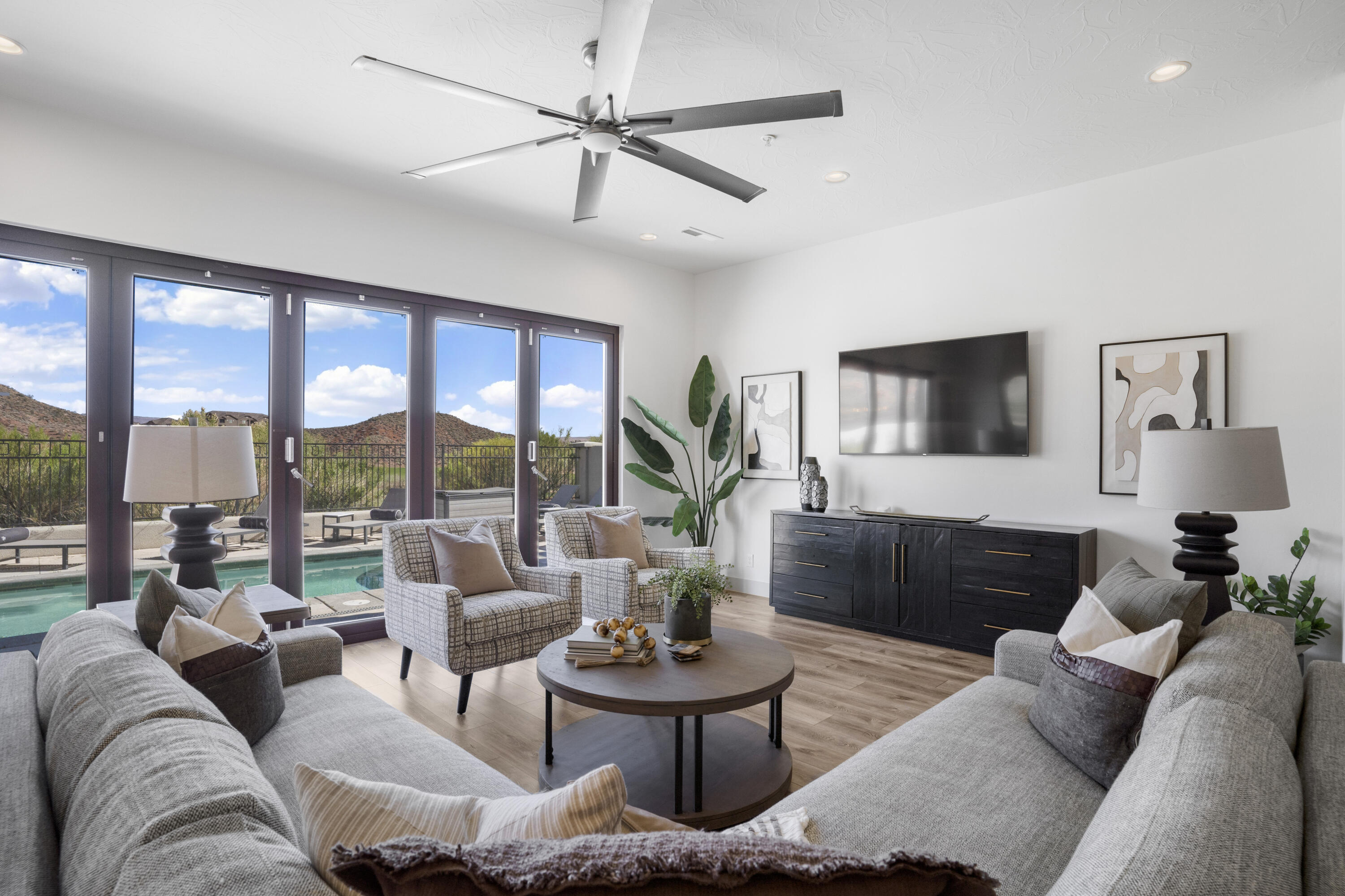 EIGHTH AT CORAL CANYON - Residential