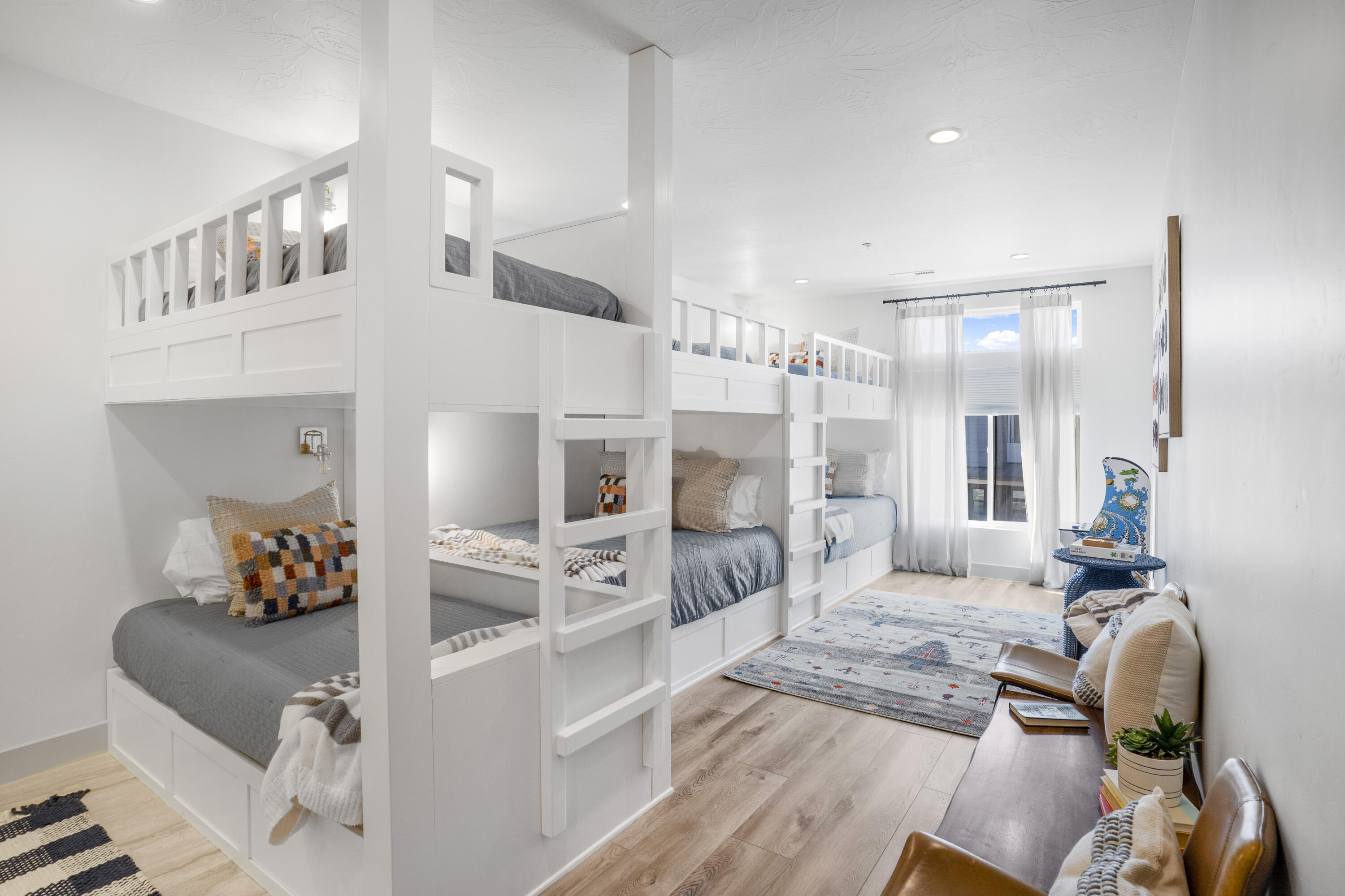 EIGHTH AT CORAL CANYON - Residential