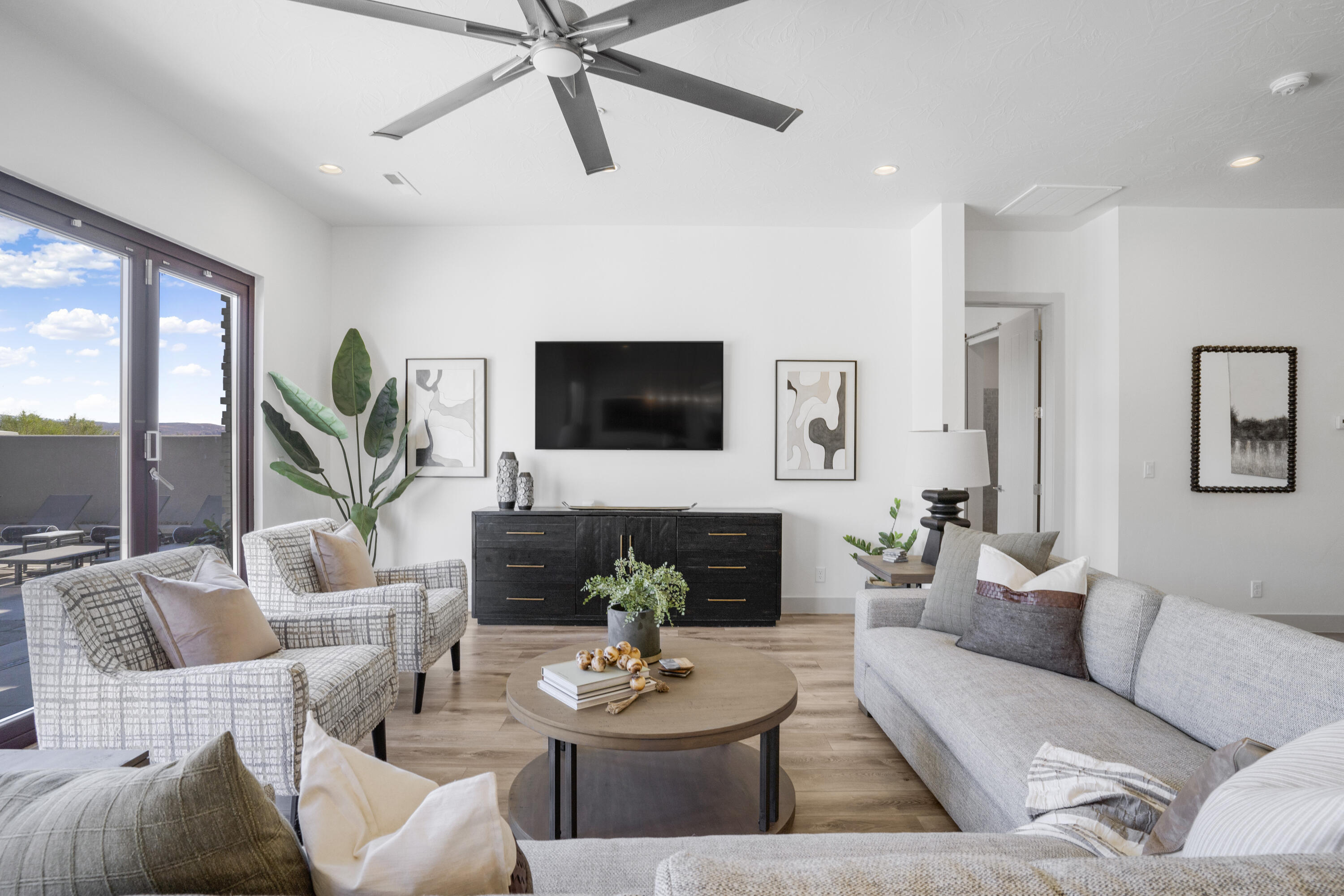 EIGHTH AT CORAL CANYON - Residential