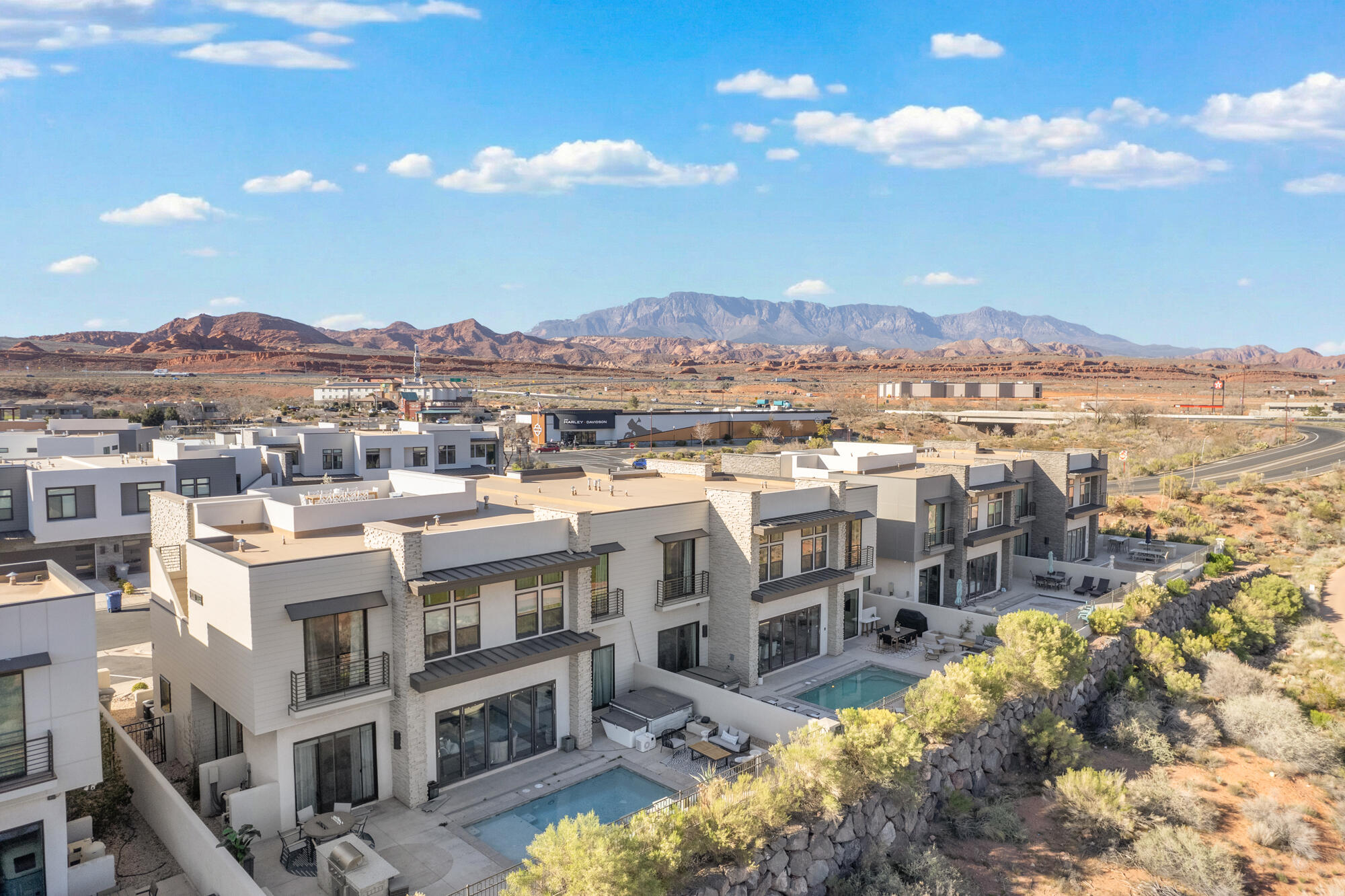 EIGHTH AT CORAL CANYON - Residential