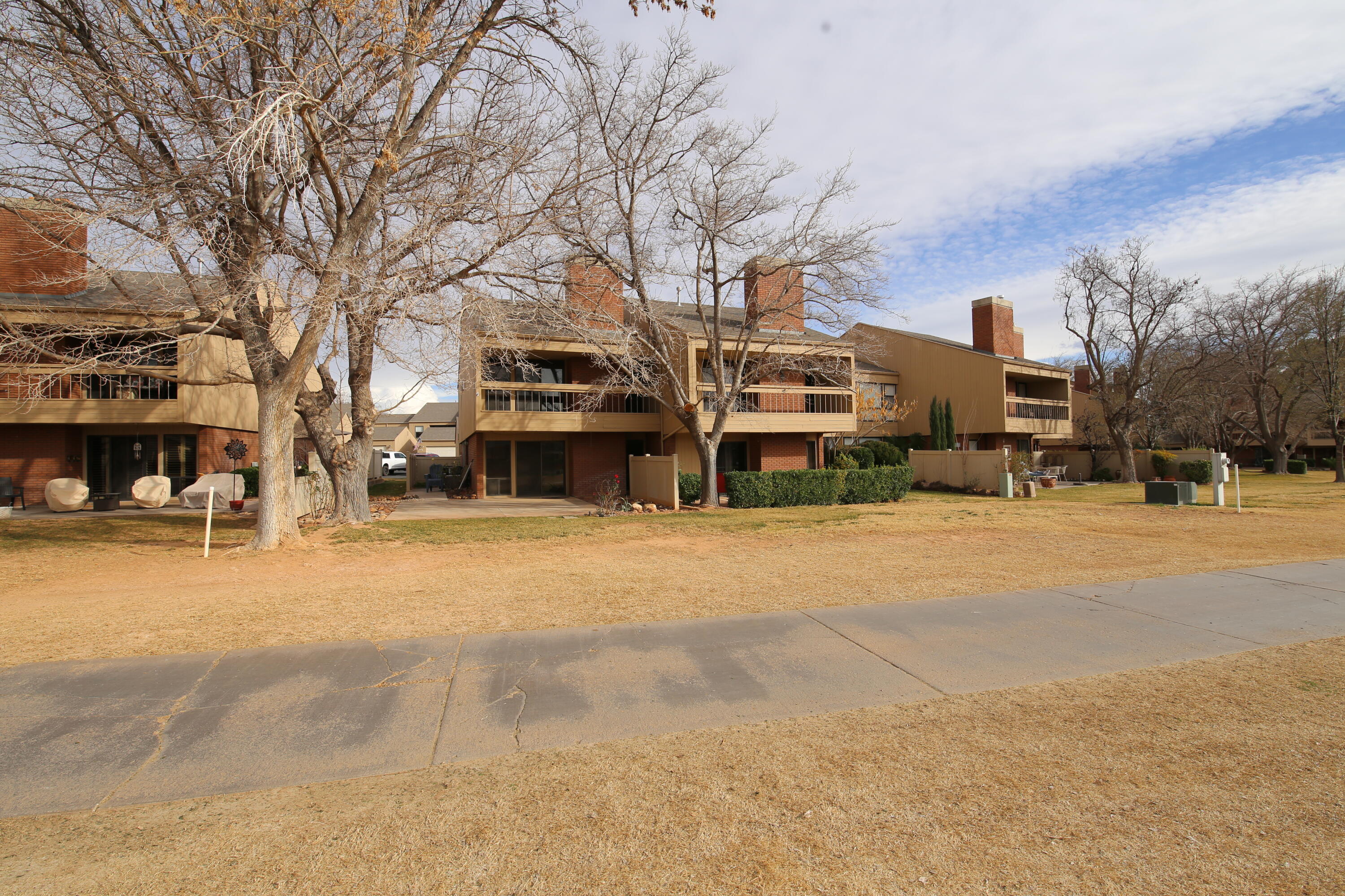 BLOOMINGTON COUNTRY CLUB - Residential