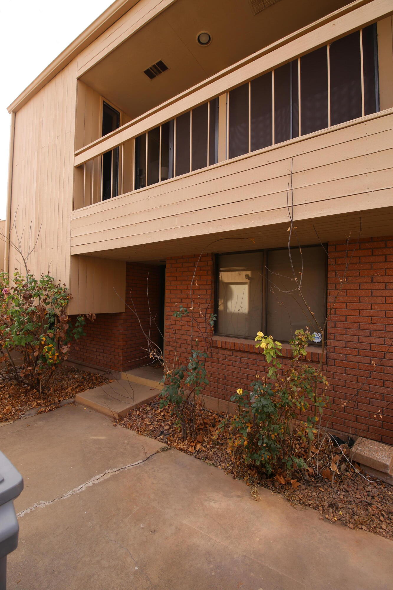 BLOOMINGTON COUNTRY CLUB - Residential