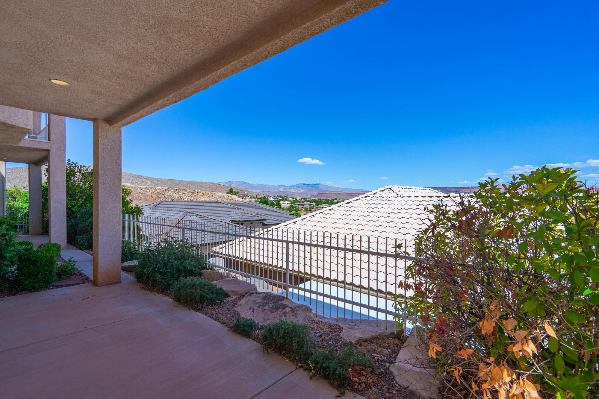 TAMARACK RIDGE ESTATES - Residential