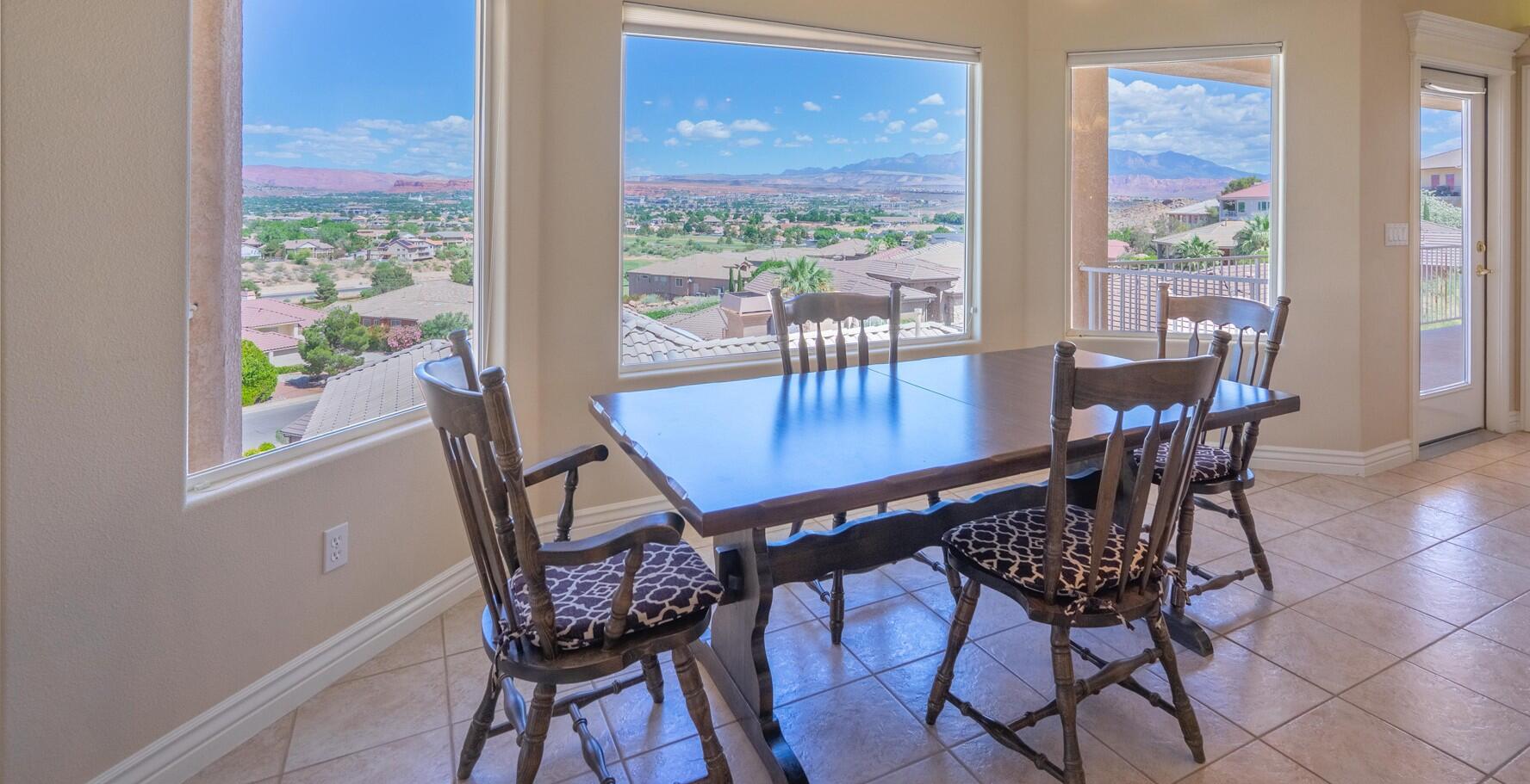 TAMARACK RIDGE ESTATES - Residential