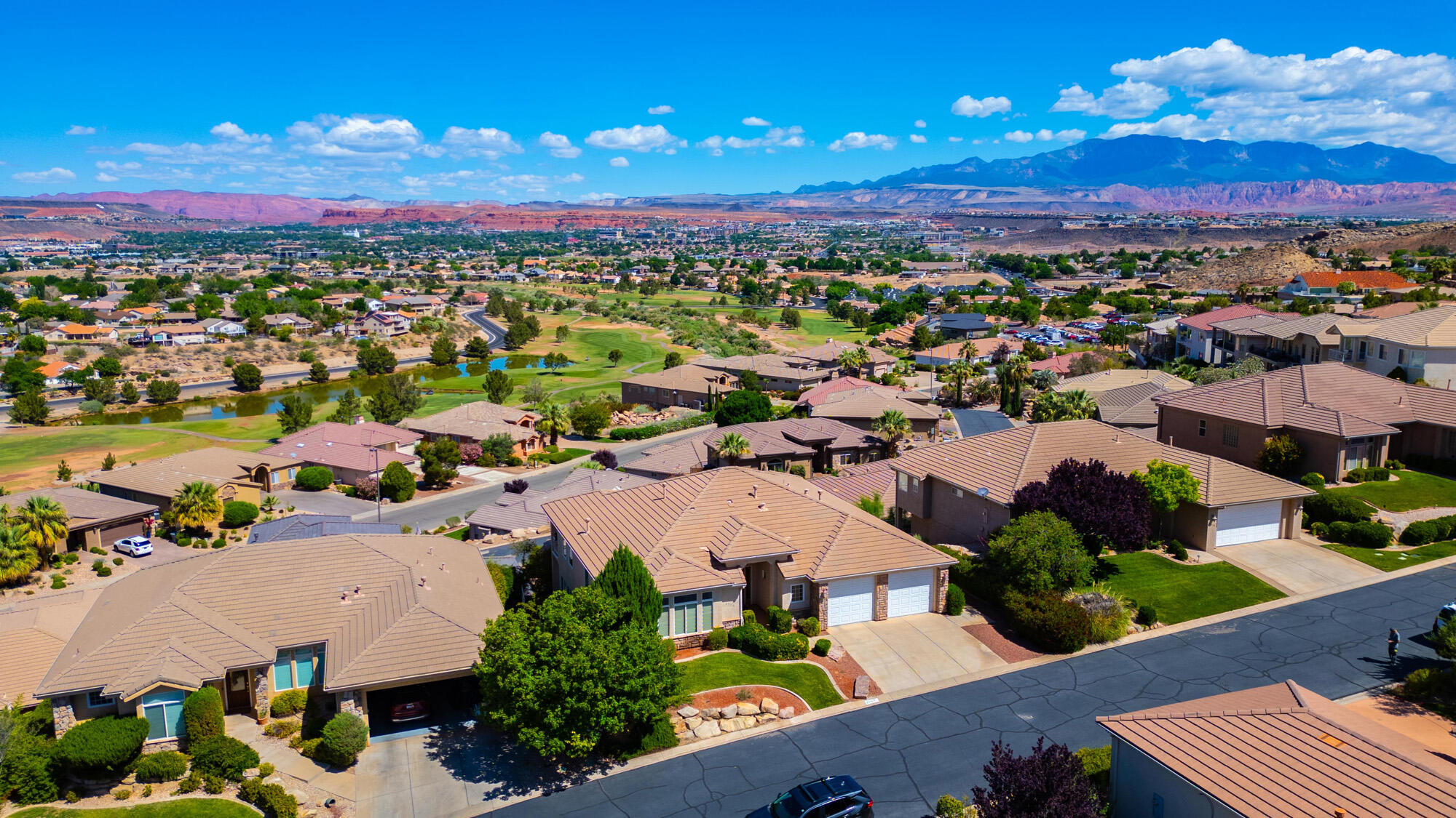 TAMARACK RIDGE ESTATES - Residential