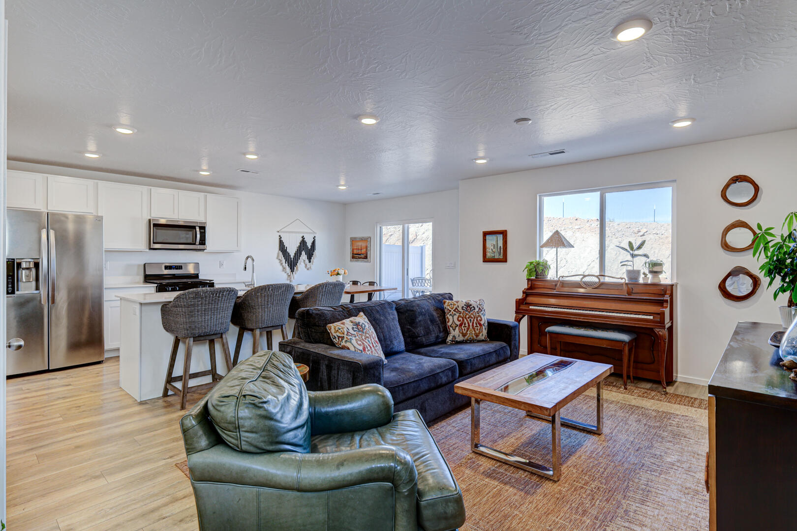 LABYRINTH PT AT LG VALLEY - Residential