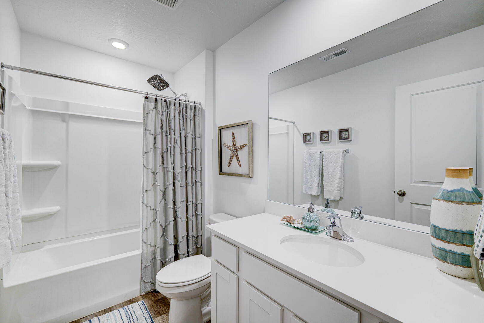 LABYRINTH PT AT LG VALLEY - Residential